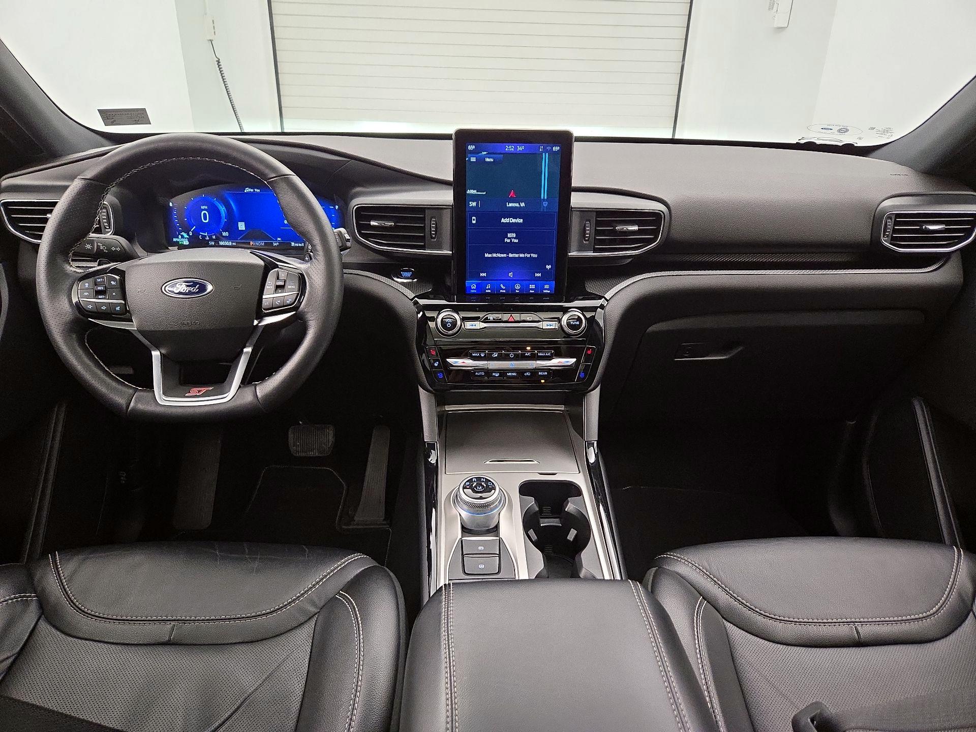 Thumbnail: 2022 Ford Explorer - 9