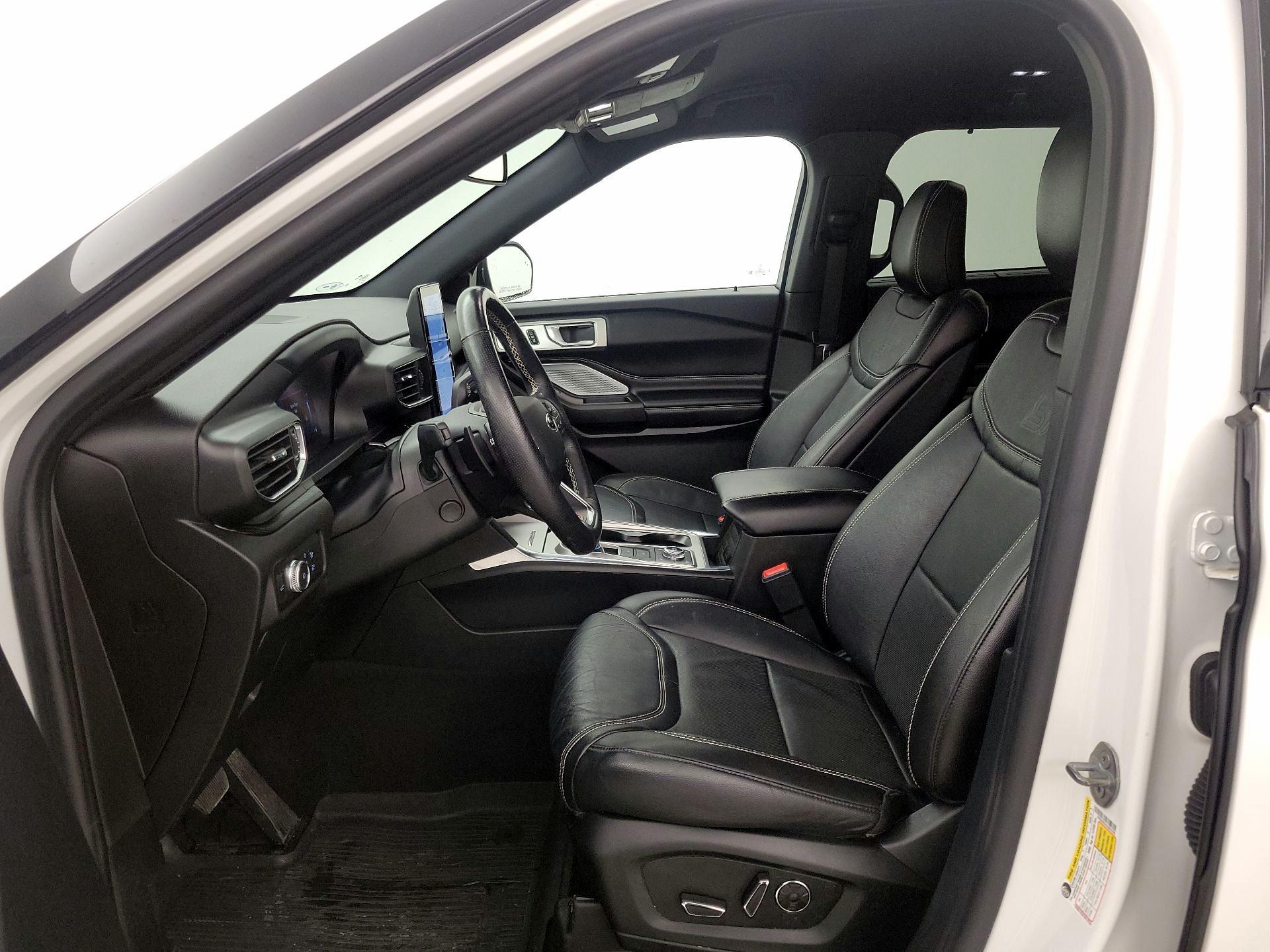 Thumbnail: 2020 Ford Explorer - 11