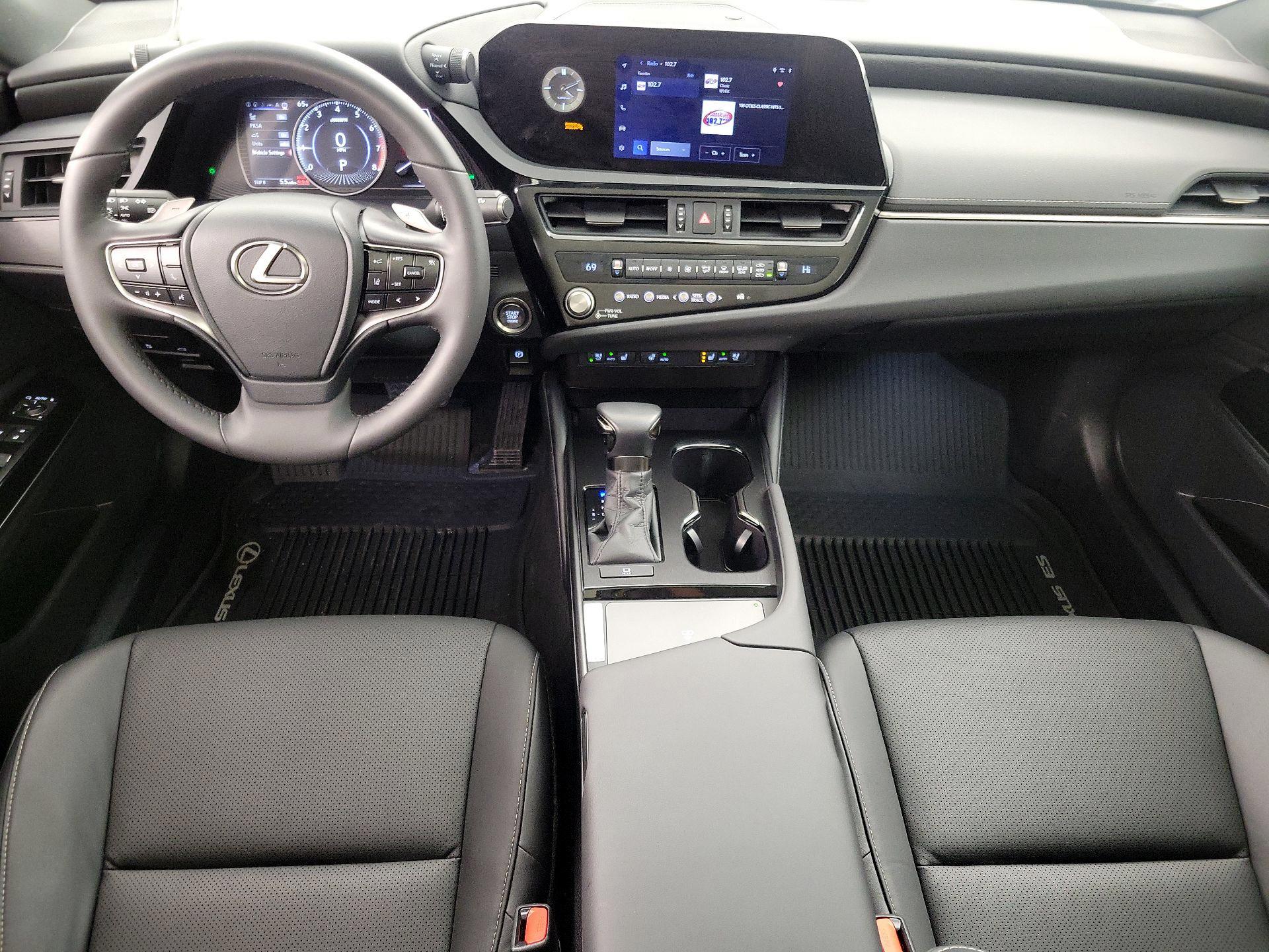 Thumbnail: 2023 Lexus ES - 9