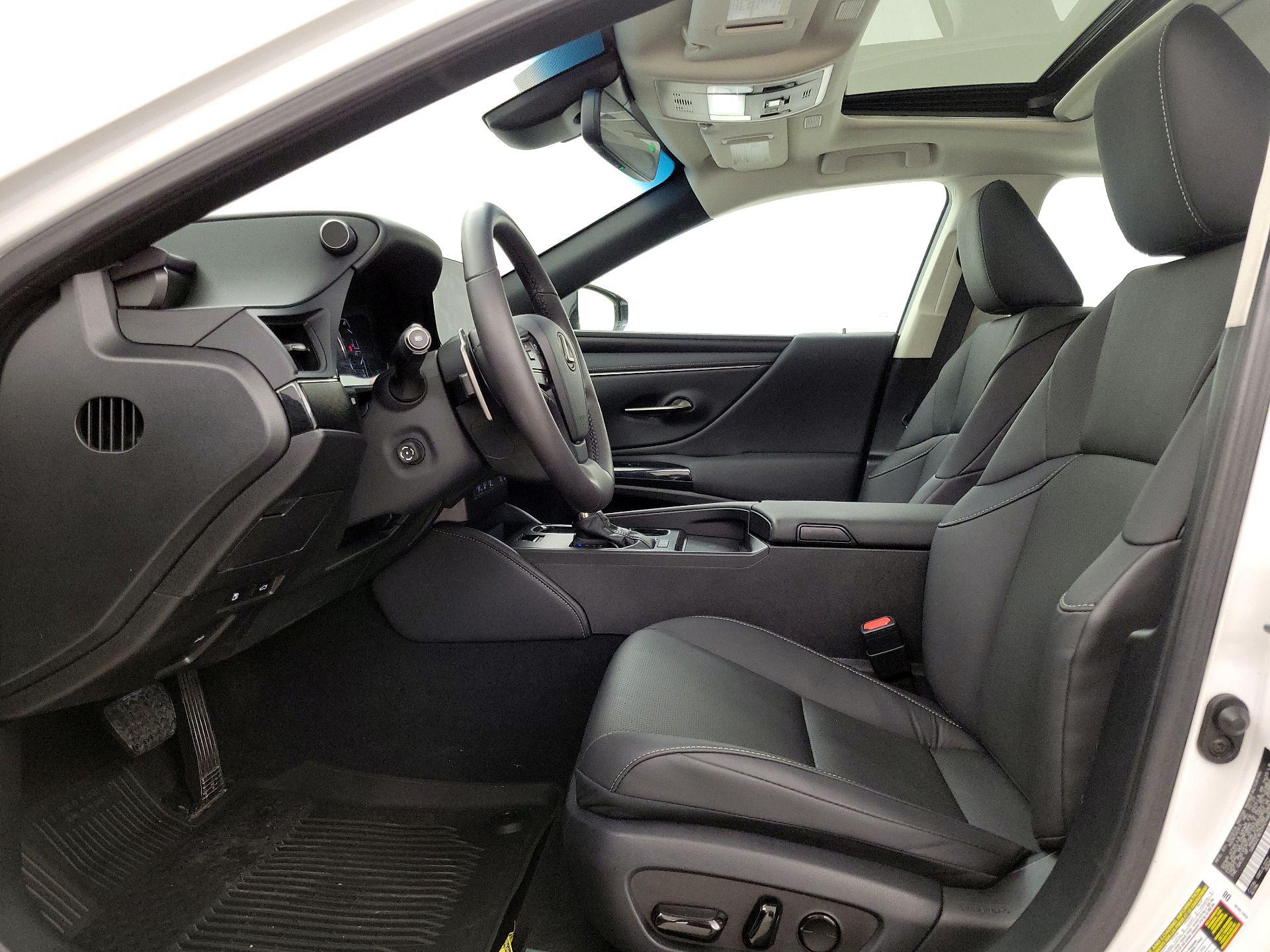 Thumbnail: 2023 Lexus ES - 11