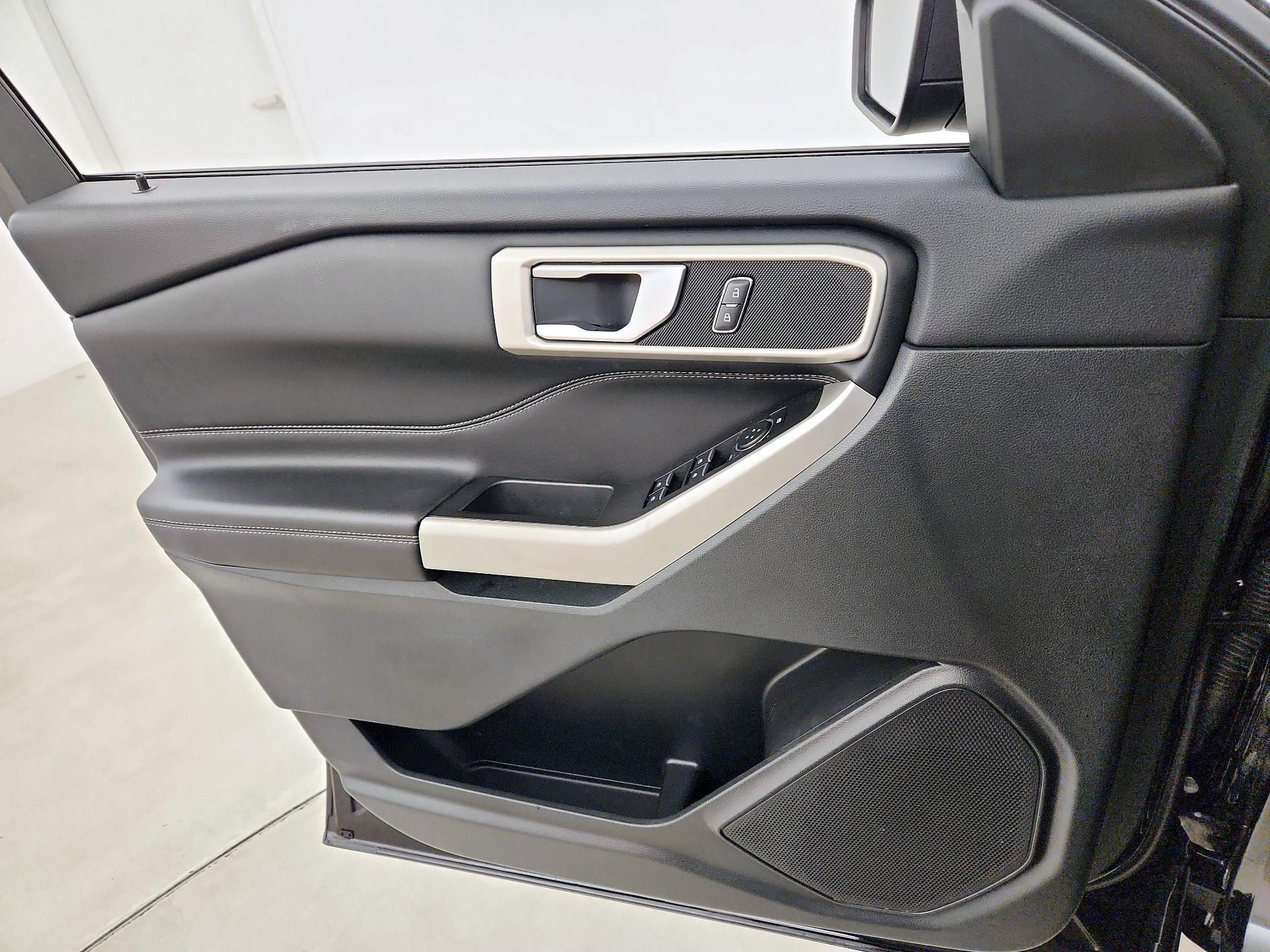 Thumbnail: 2023 Ford Explorer - 12