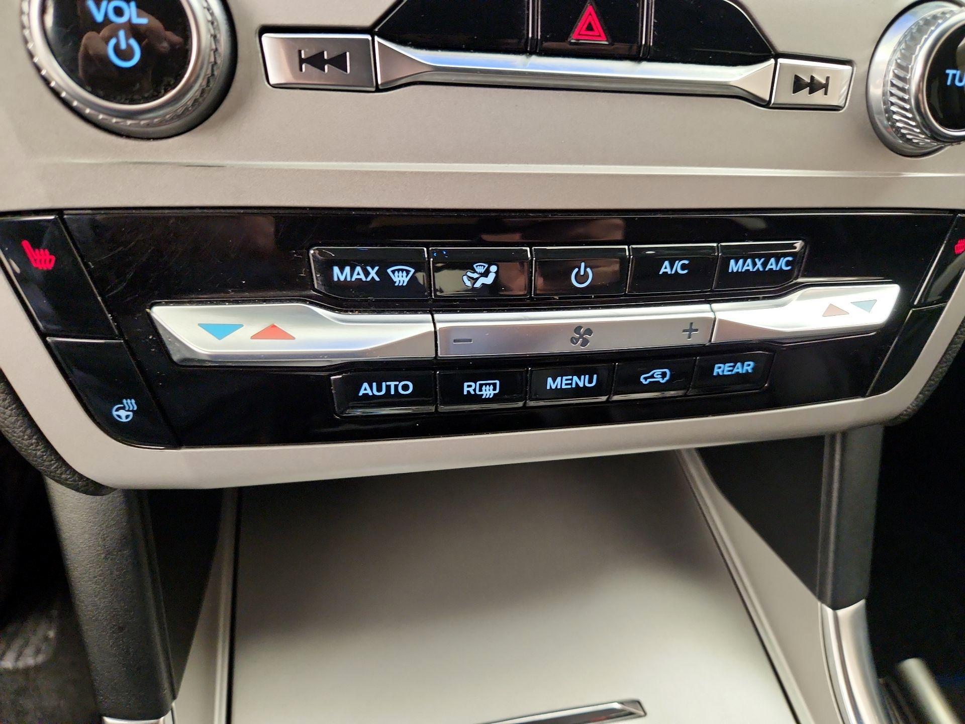 Thumbnail: 2023 Ford Explorer - 16