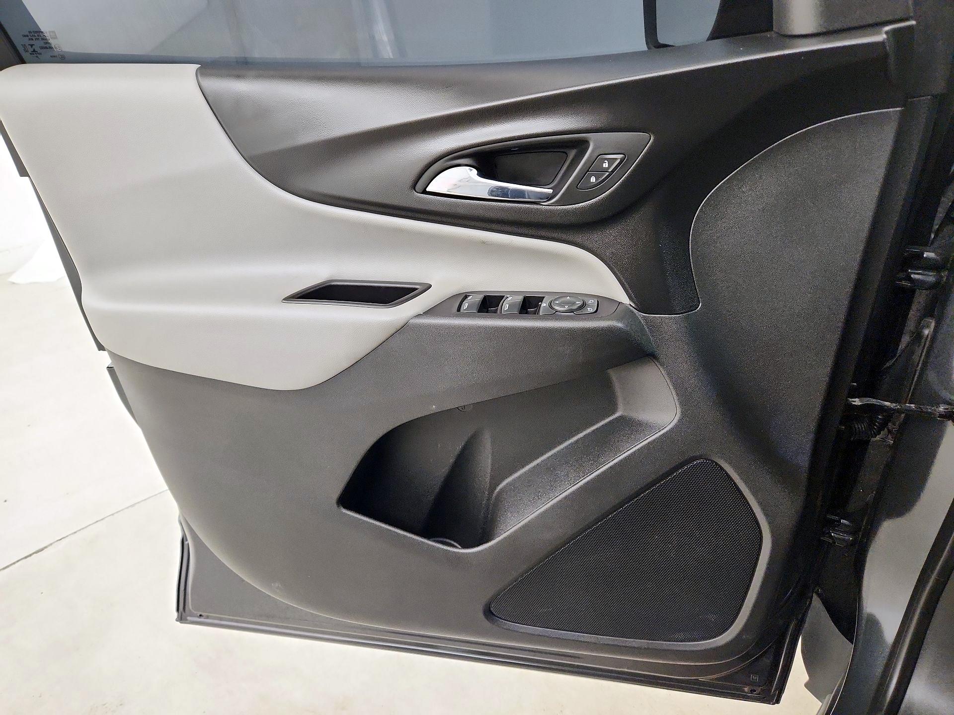 Thumbnail: 2021 Chevrolet Equinox - 12