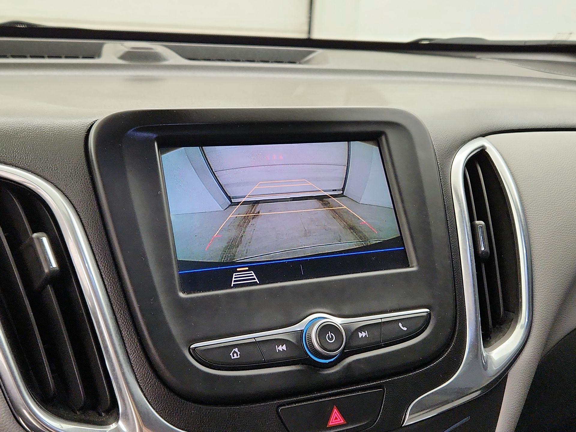 Thumbnail: 2021 Chevrolet Equinox - 14