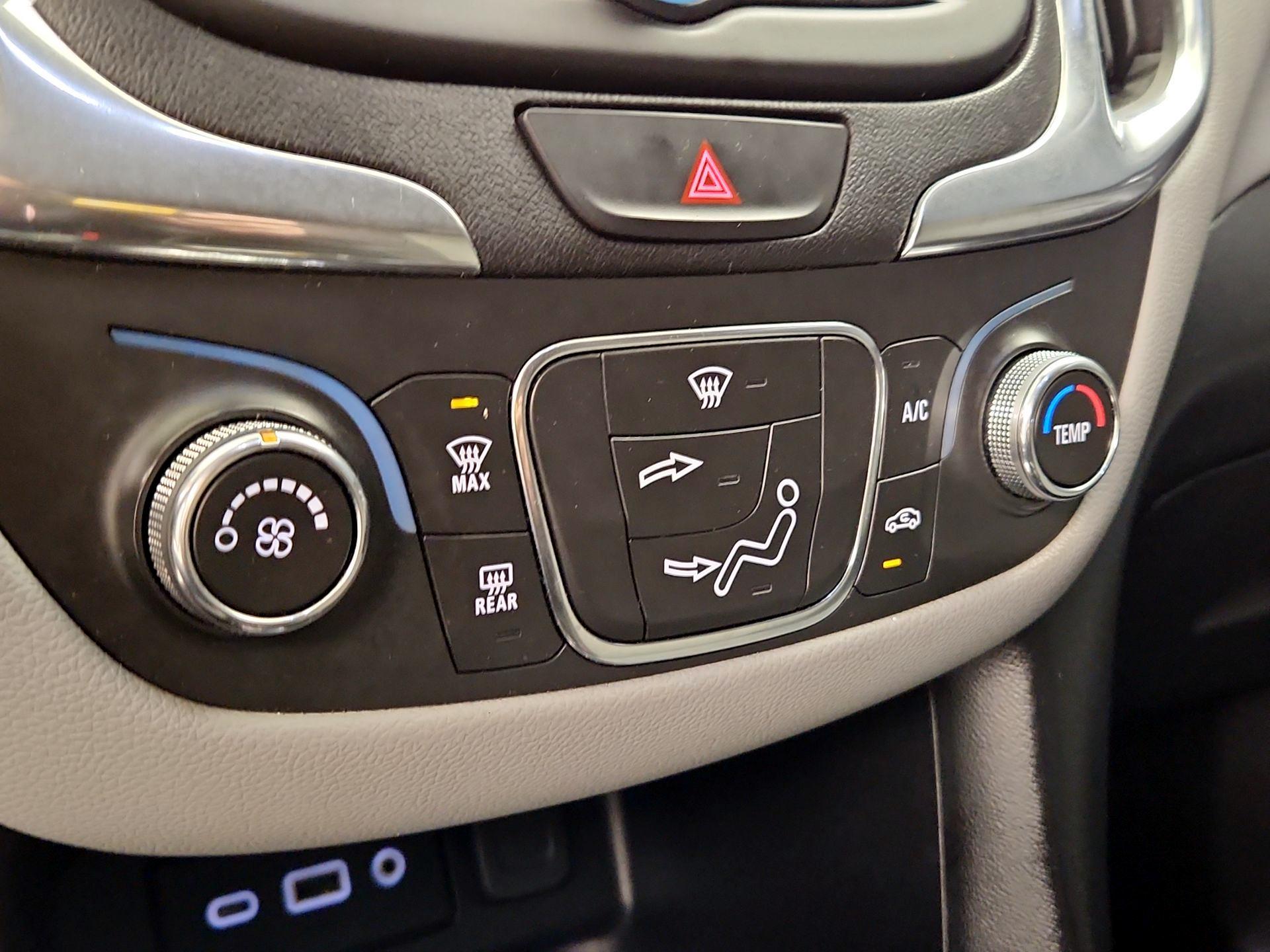 Thumbnail: 2021 Chevrolet Equinox - 16