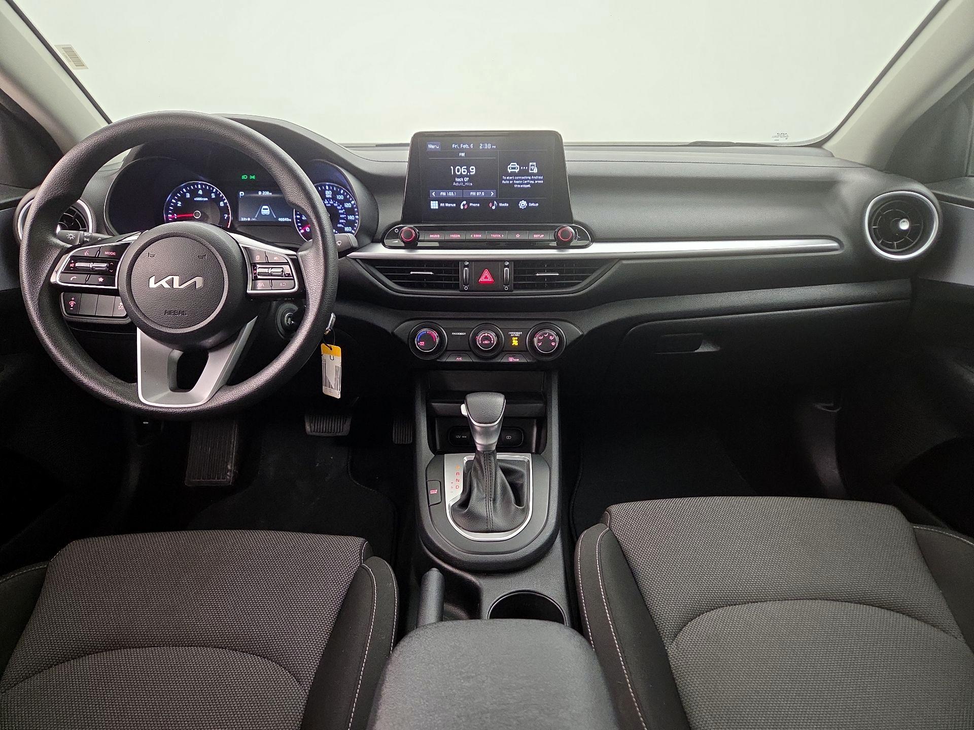 Thumbnail: 2024 Kia Forte - 9