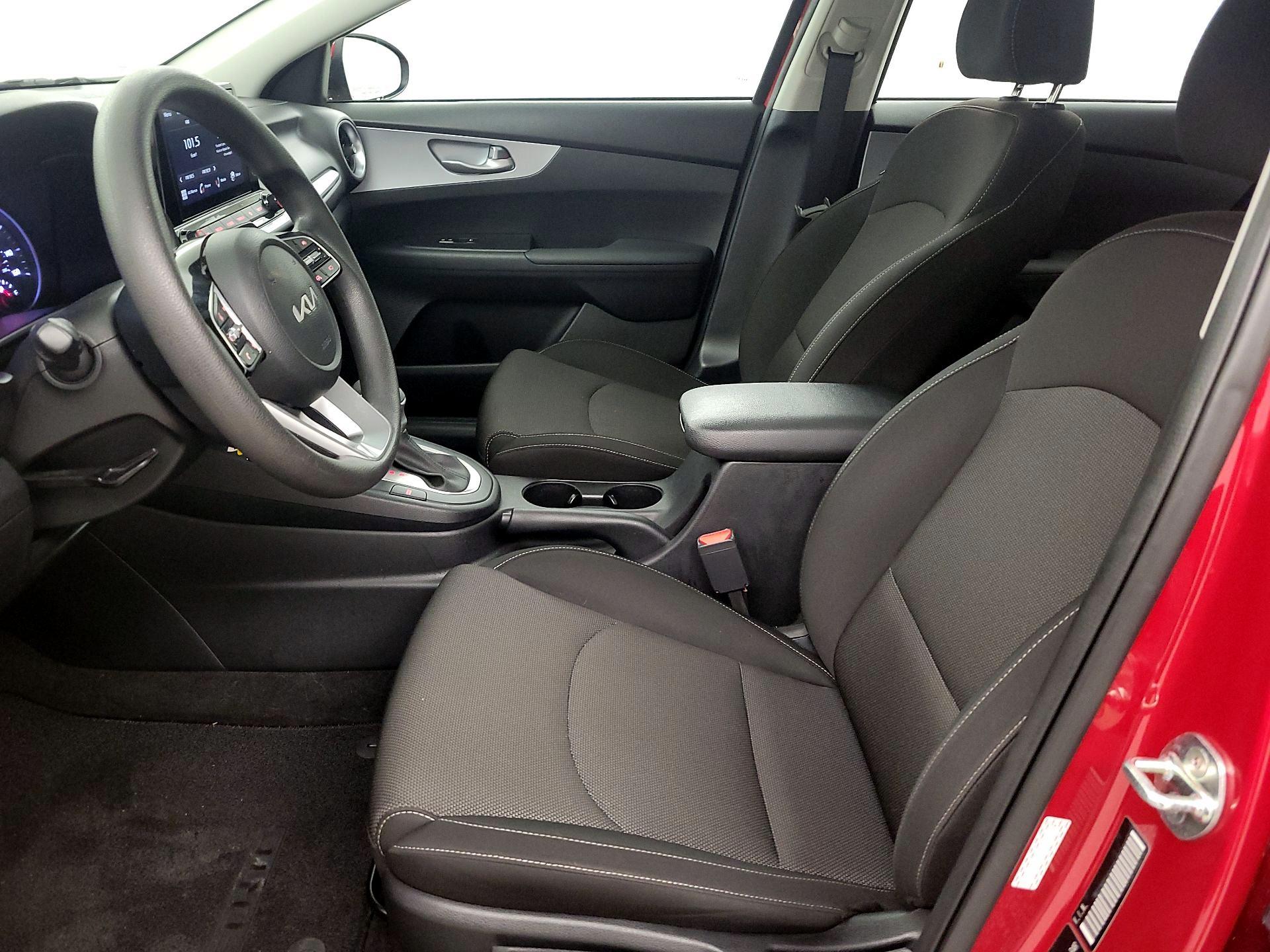 Thumbnail: 2023 Kia Forte - 11