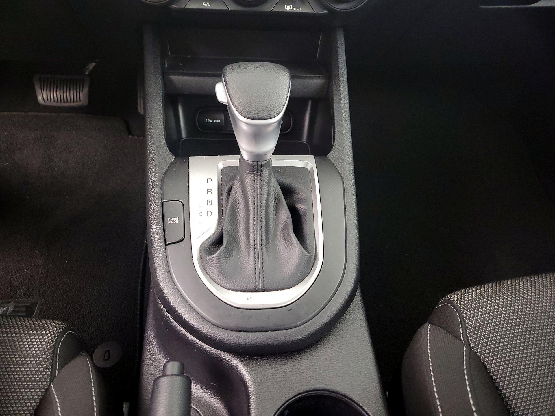 Thumbnail: 2023 Kia Forte - 17