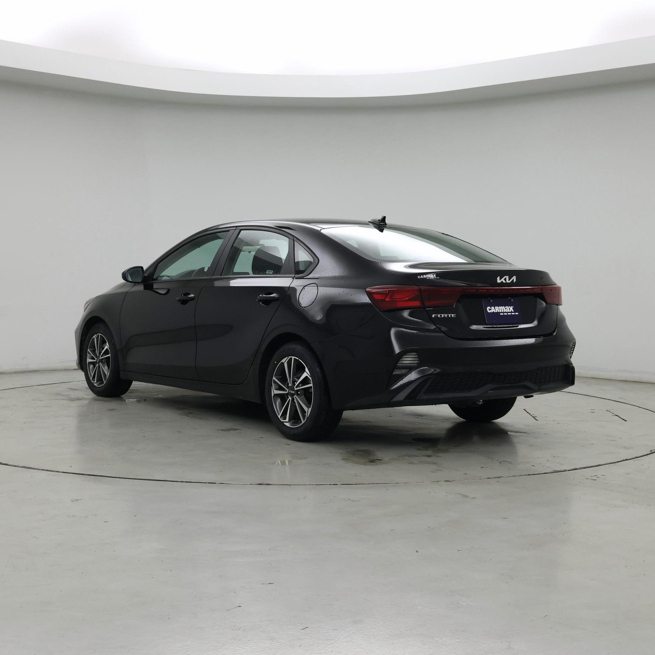 Thumbnail: 2024 Kia Forte - 2