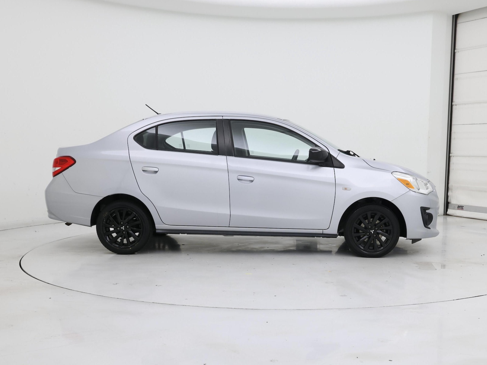 2020 Mitsubishi Mirage G4 LE - Photo 8