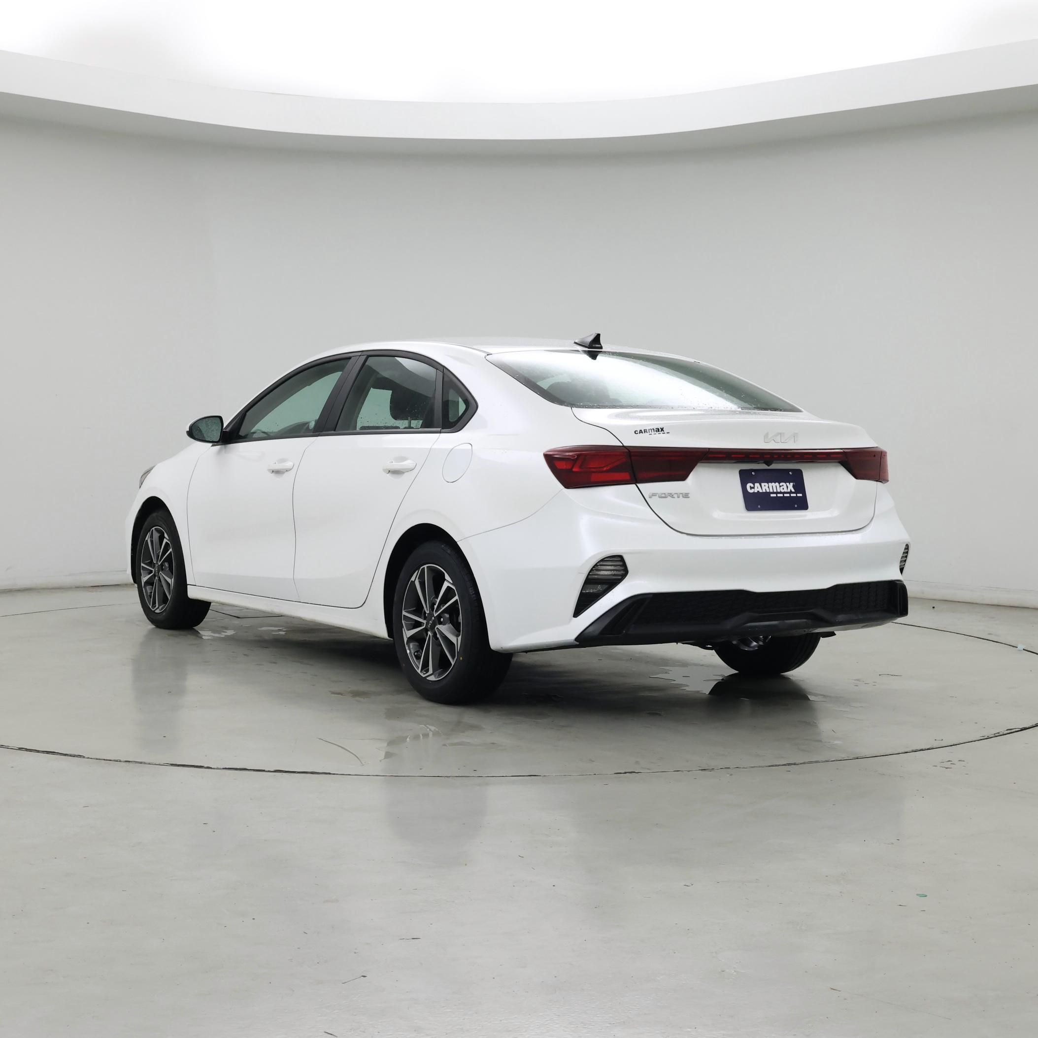 Thumbnail: 2024 Kia Forte - 2