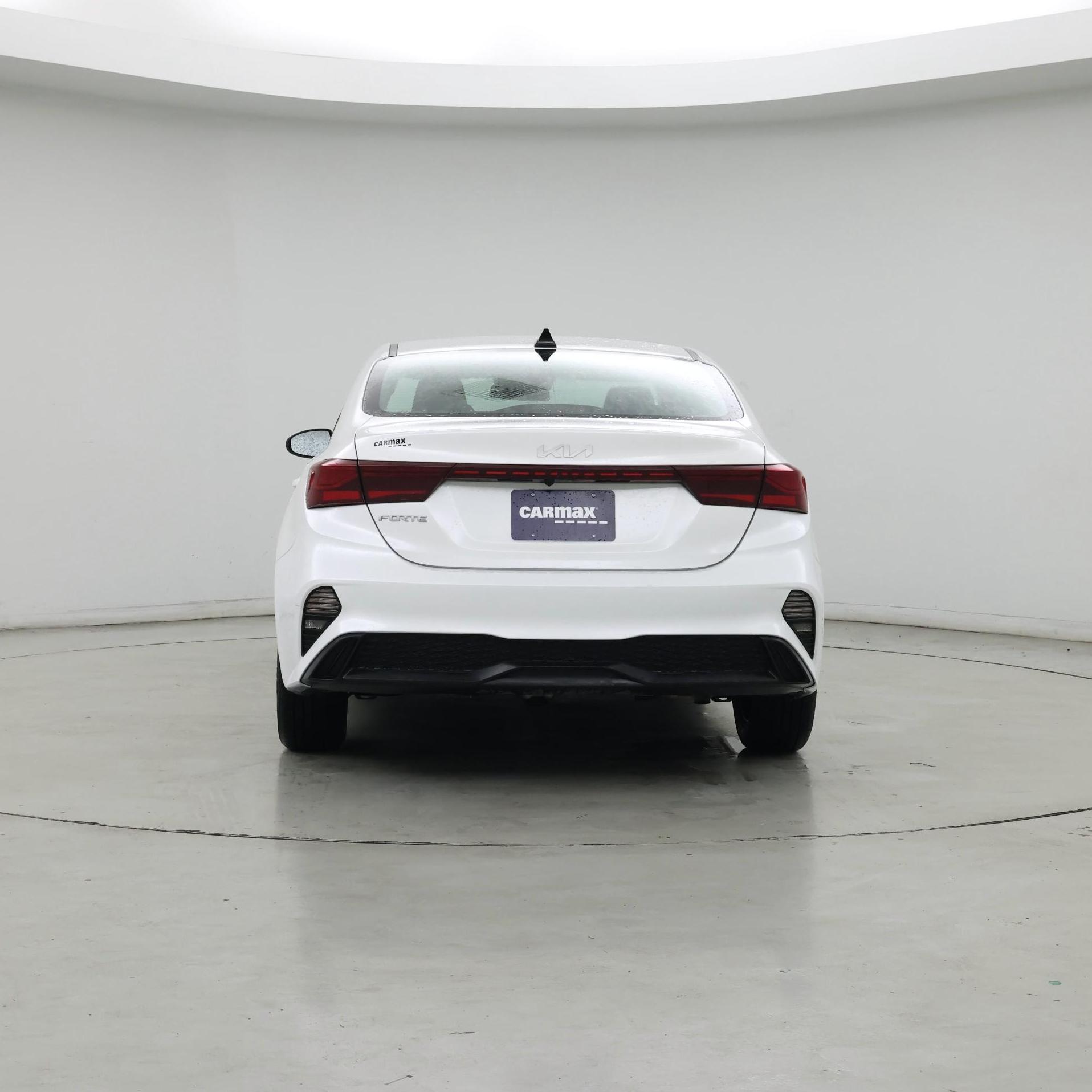 Thumbnail: 2024 Kia Forte - 6