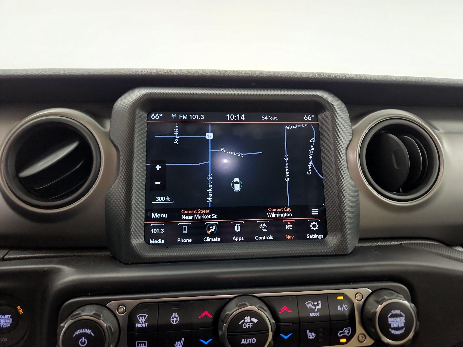 Thumbnail: 2021 Jeep Gladiator - 14