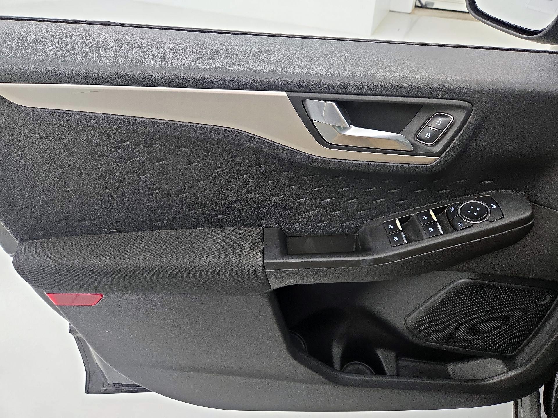 Thumbnail: 2020 Ford Escape - 12