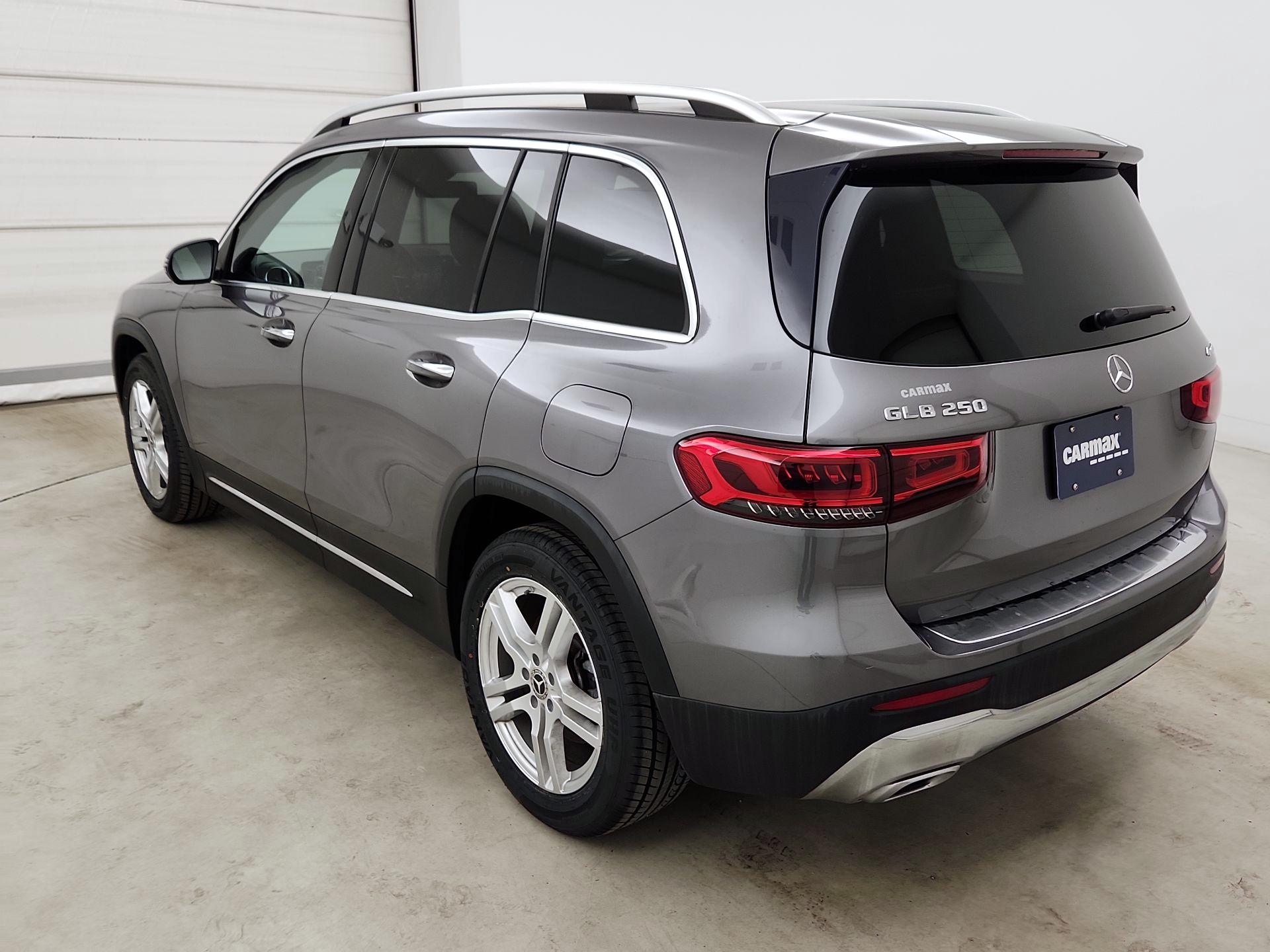 Thumbnail: 2021 Mercedes-Benz GLB - 7