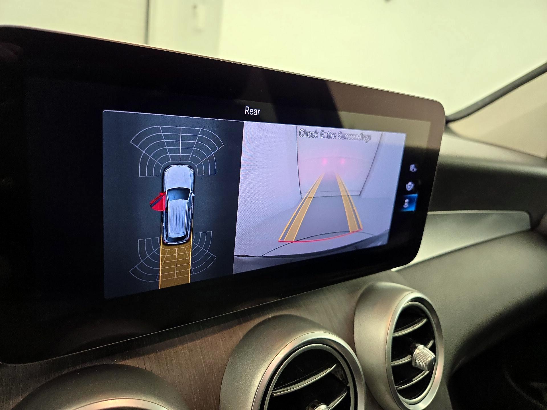 Thumbnail: 2021 Mercedes-Benz GLC - 15