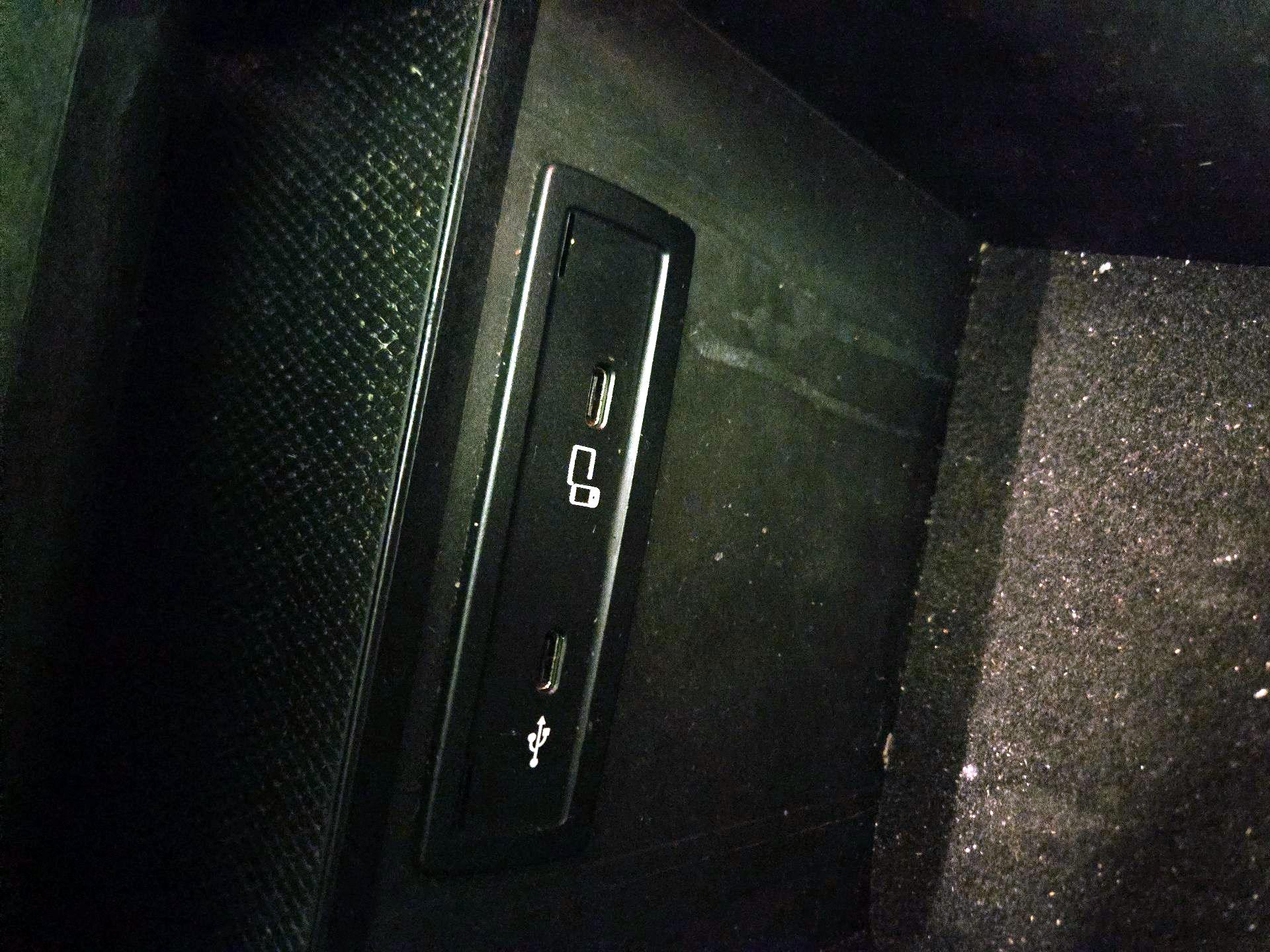 Thumbnail: 2021 Mercedes-Benz GLC - 19