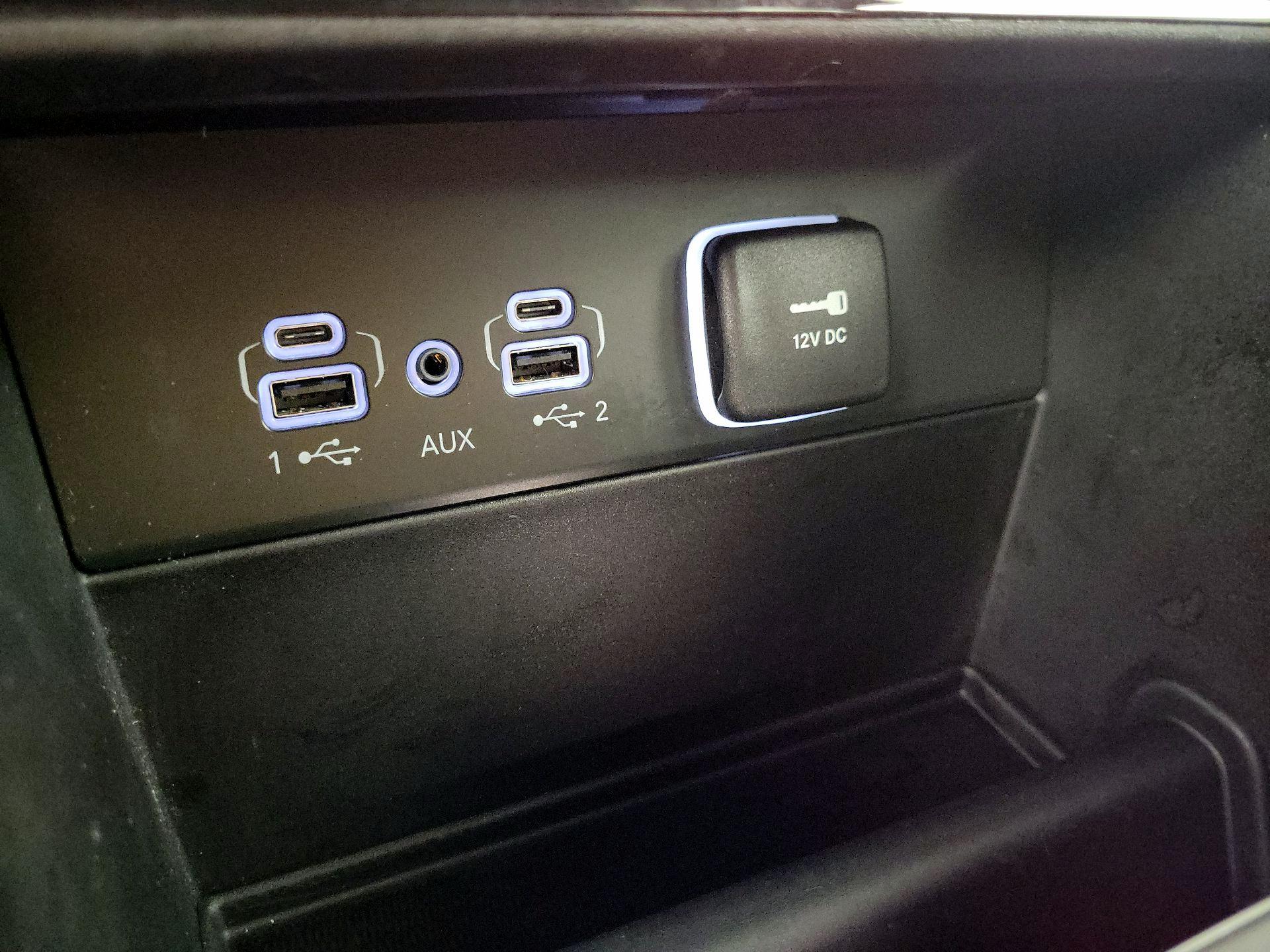 Thumbnail: 2023 Jeep Grand Cherokee - 17