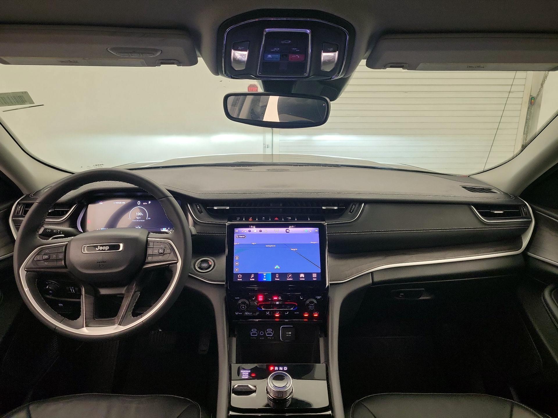 Thumbnail: 2023 Jeep Grand Cherokee - 8