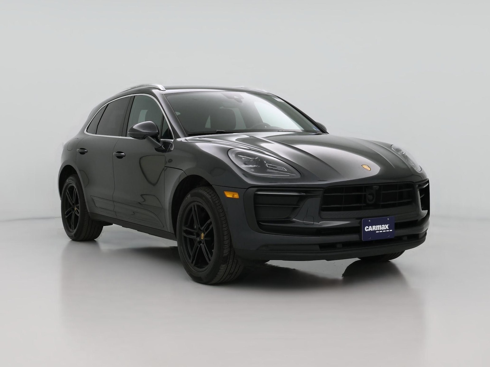2023 Porsche Macan Base