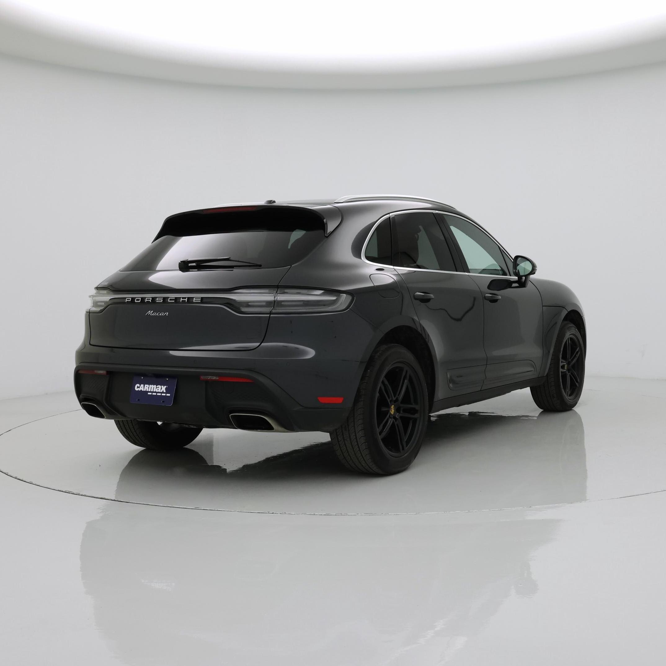 Thumbnail: 2023 Porsche Macan - 8