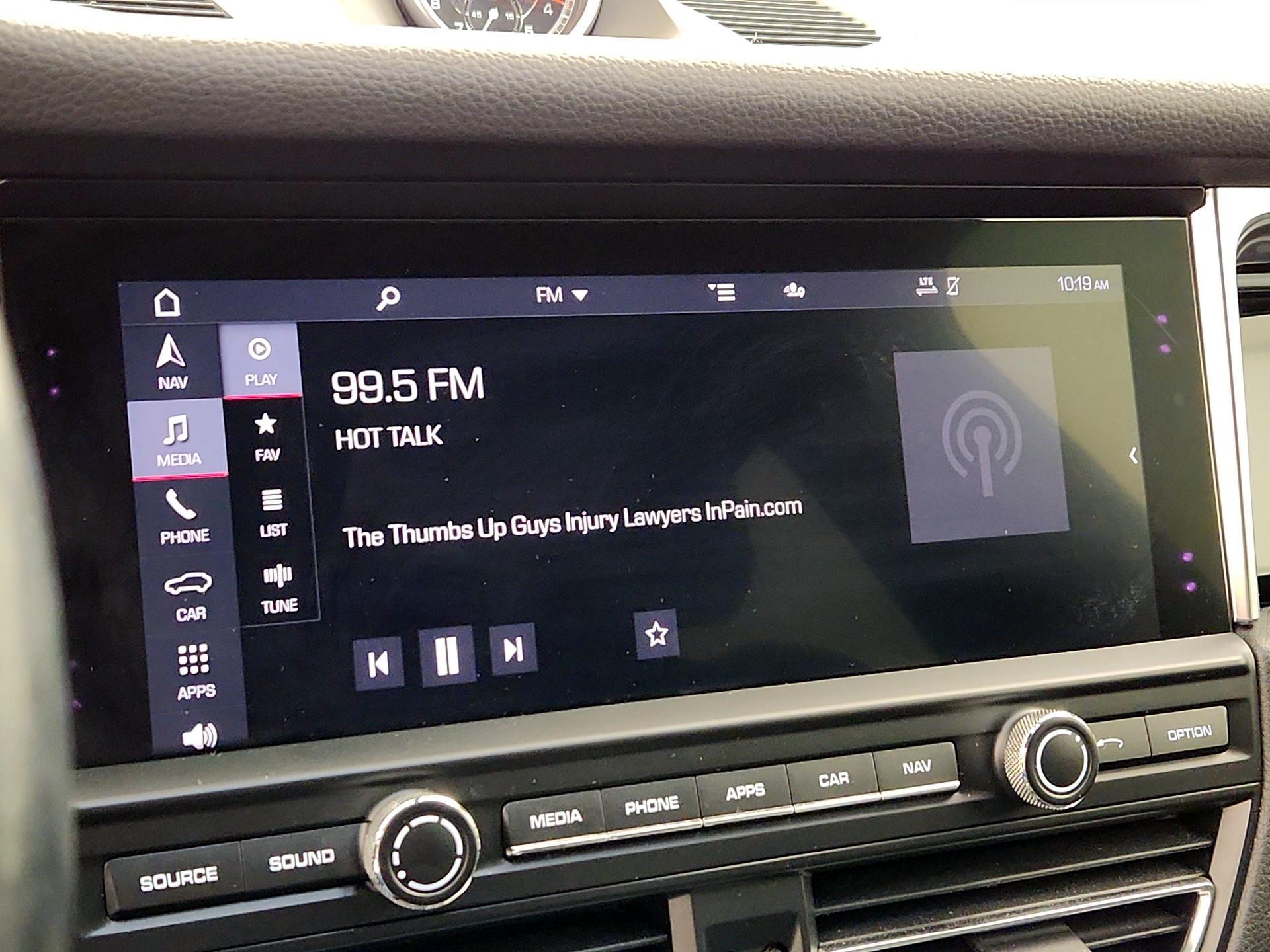 Thumbnail: 2020 Porsche Macan - 14