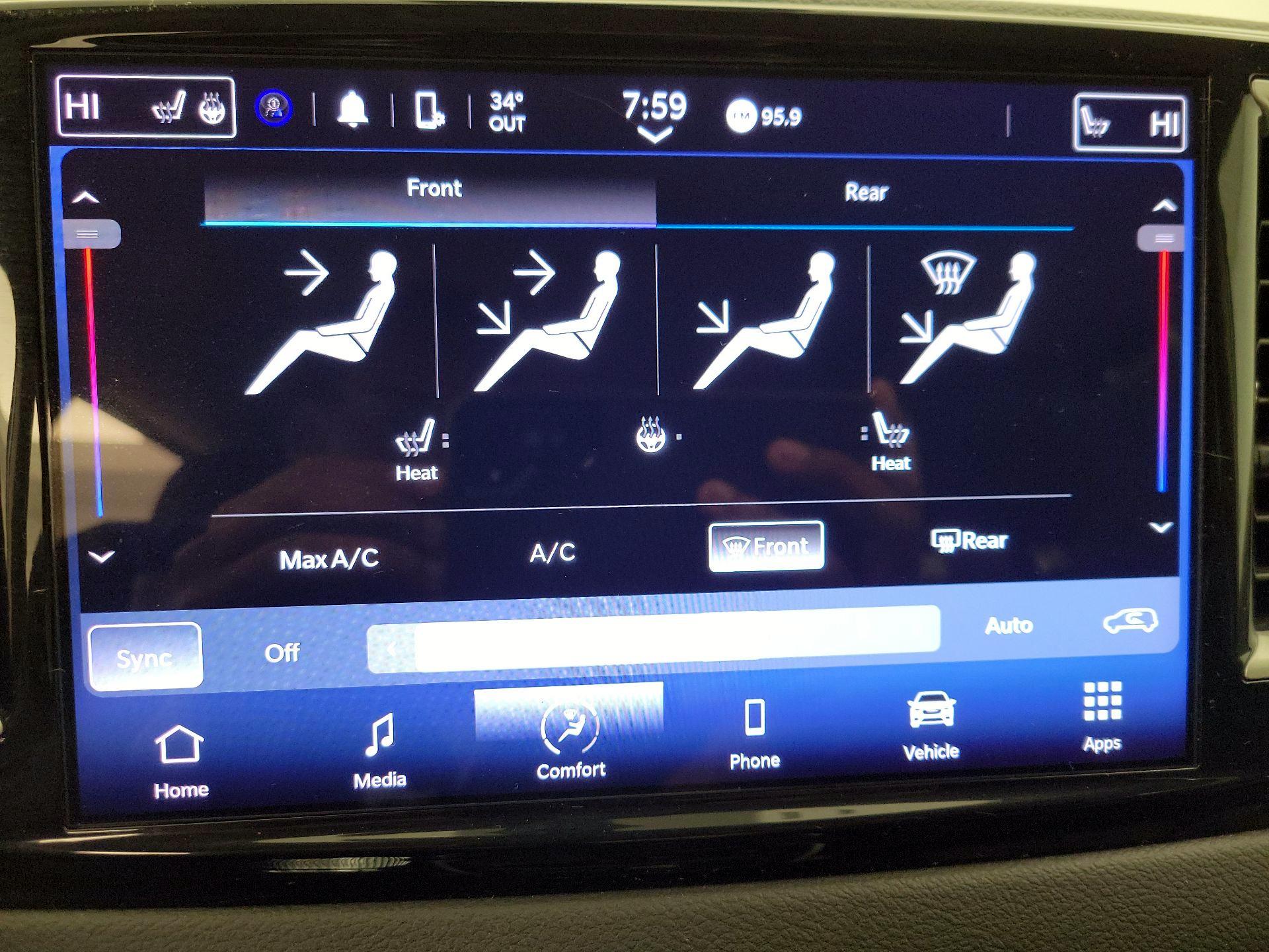 Thumbnail: 2024 Chrysler Pacifica - 15