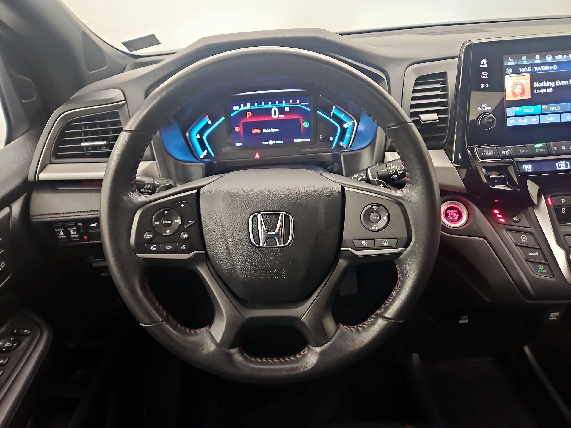 Thumbnail: 2023 Honda Odyssey - 10