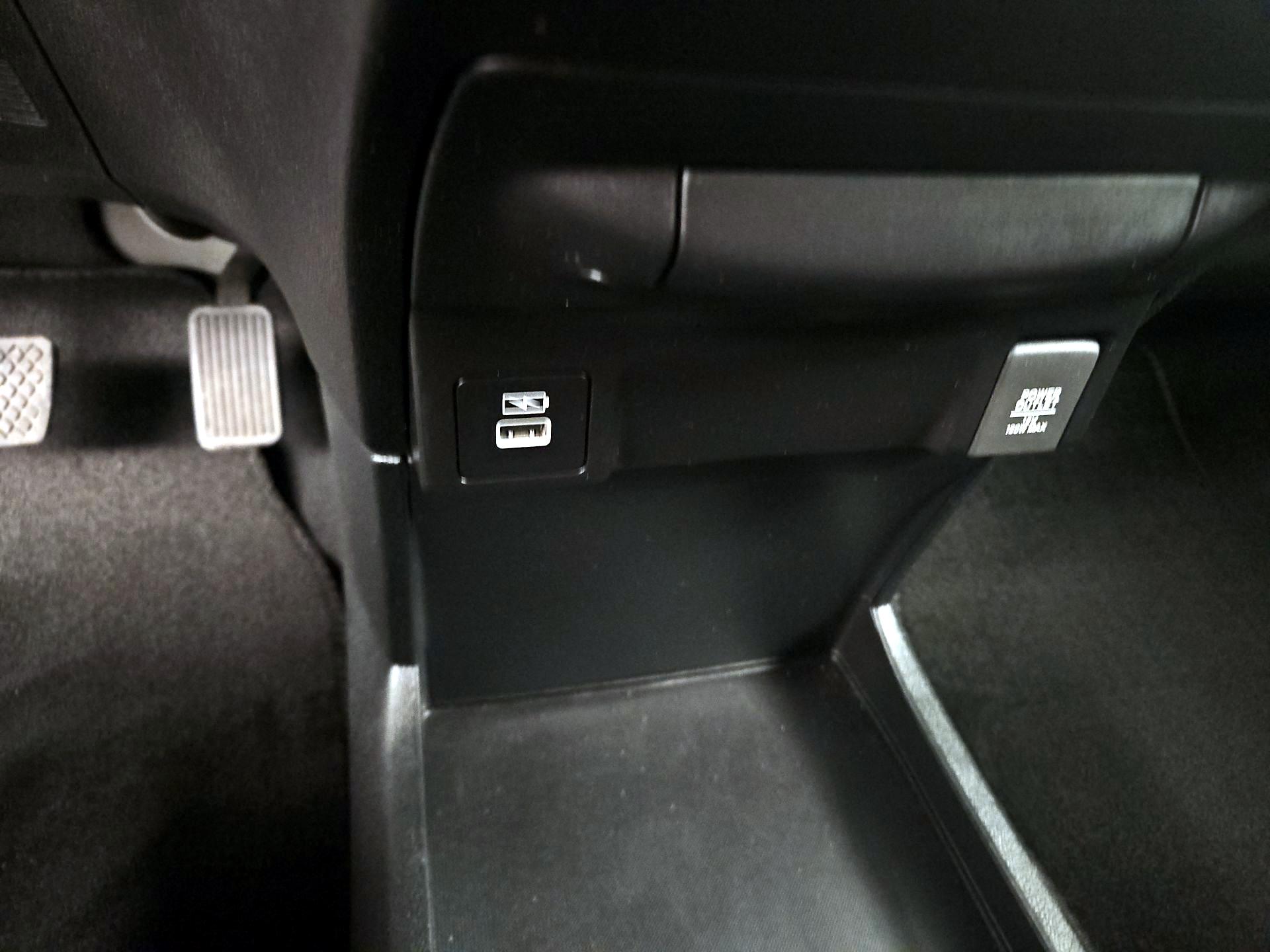 Thumbnail: 2023 Honda Odyssey - 18