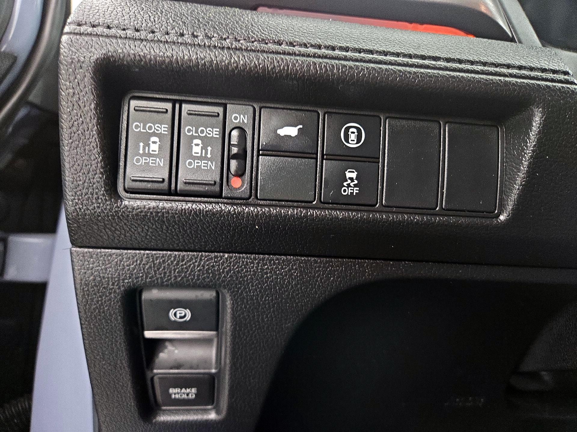 Thumbnail: 2023 Honda Odyssey - 13