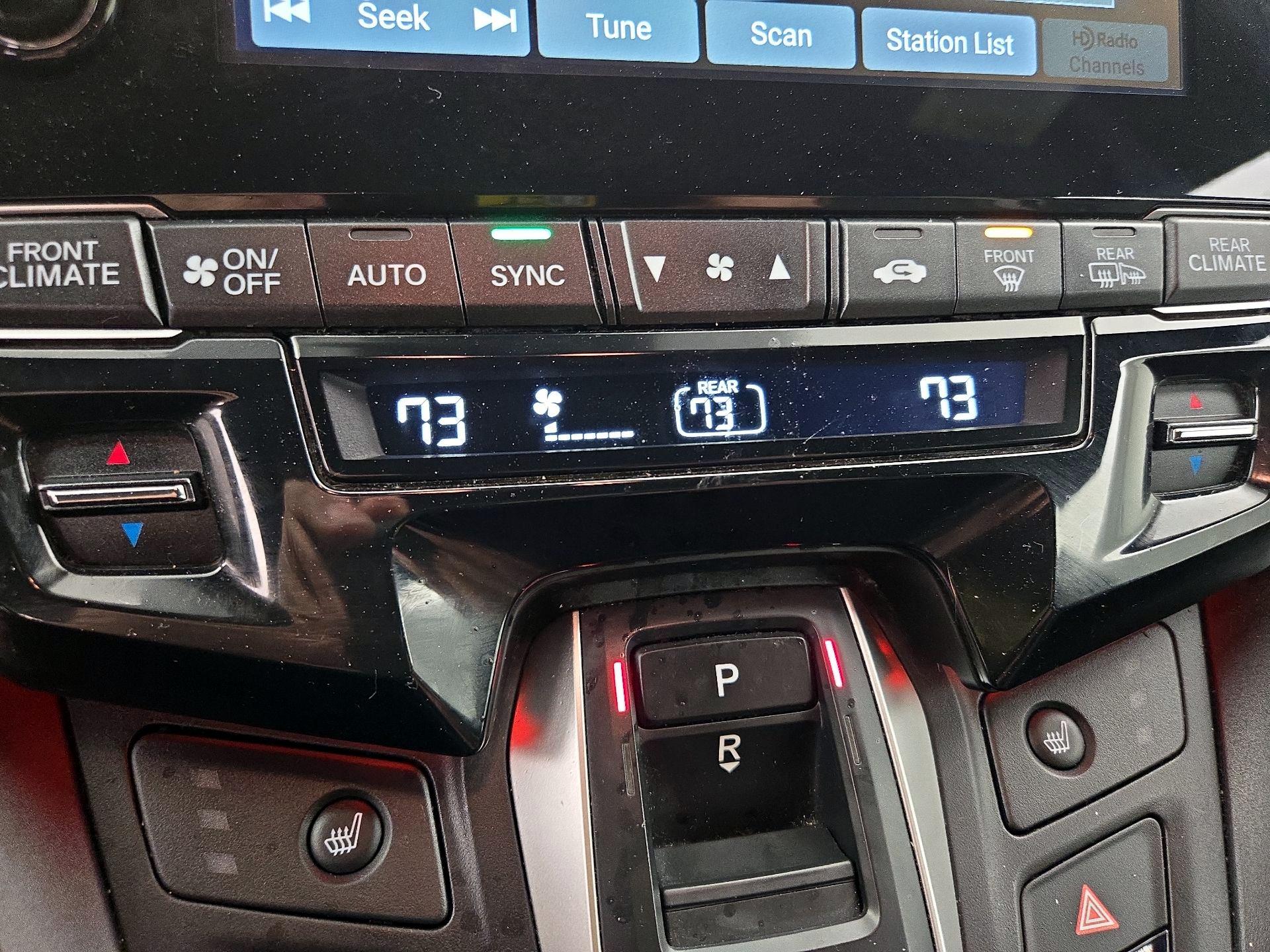 Thumbnail: 2023 Honda Odyssey - 16