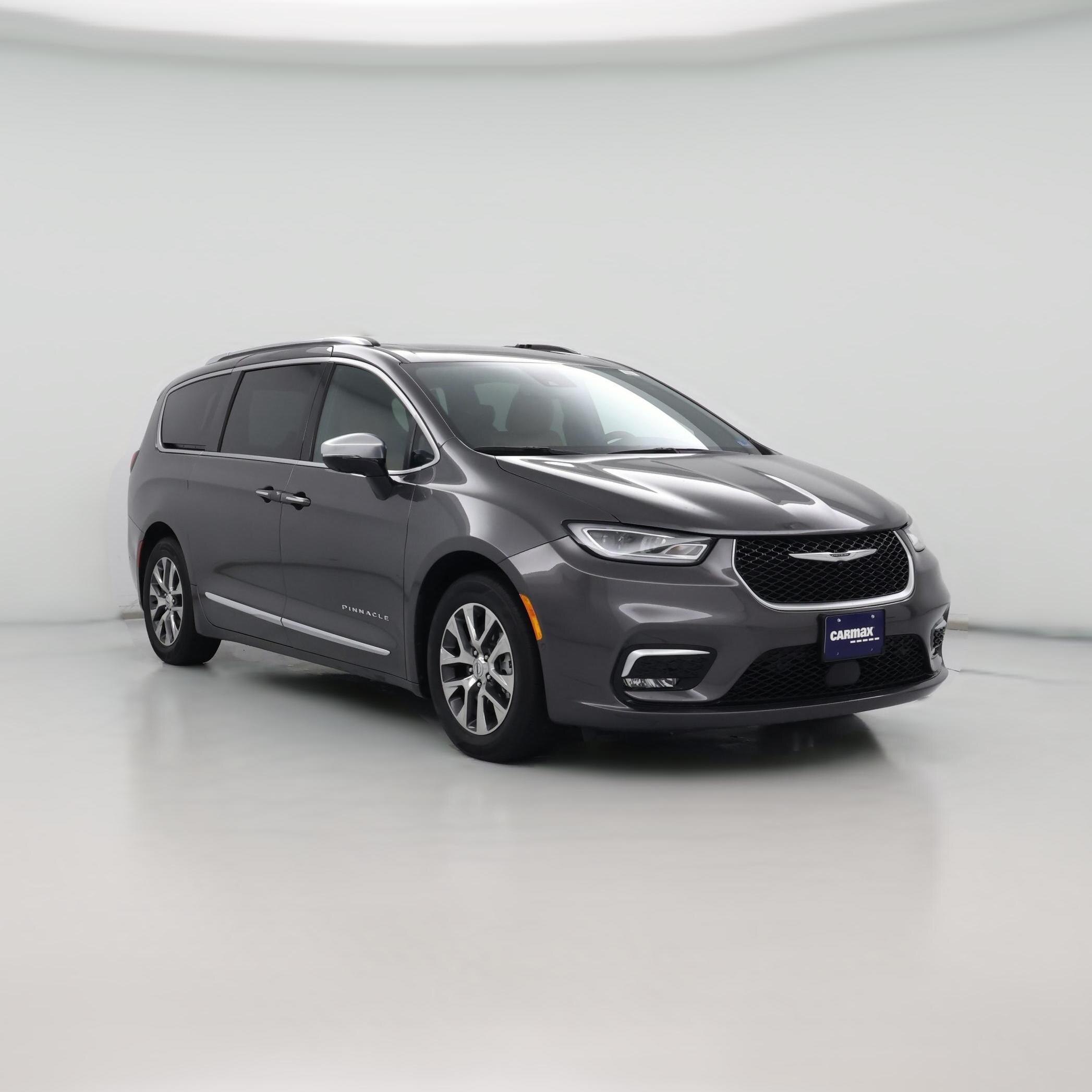 Thumbnail: 2023 Chrysler Pacifica - 1