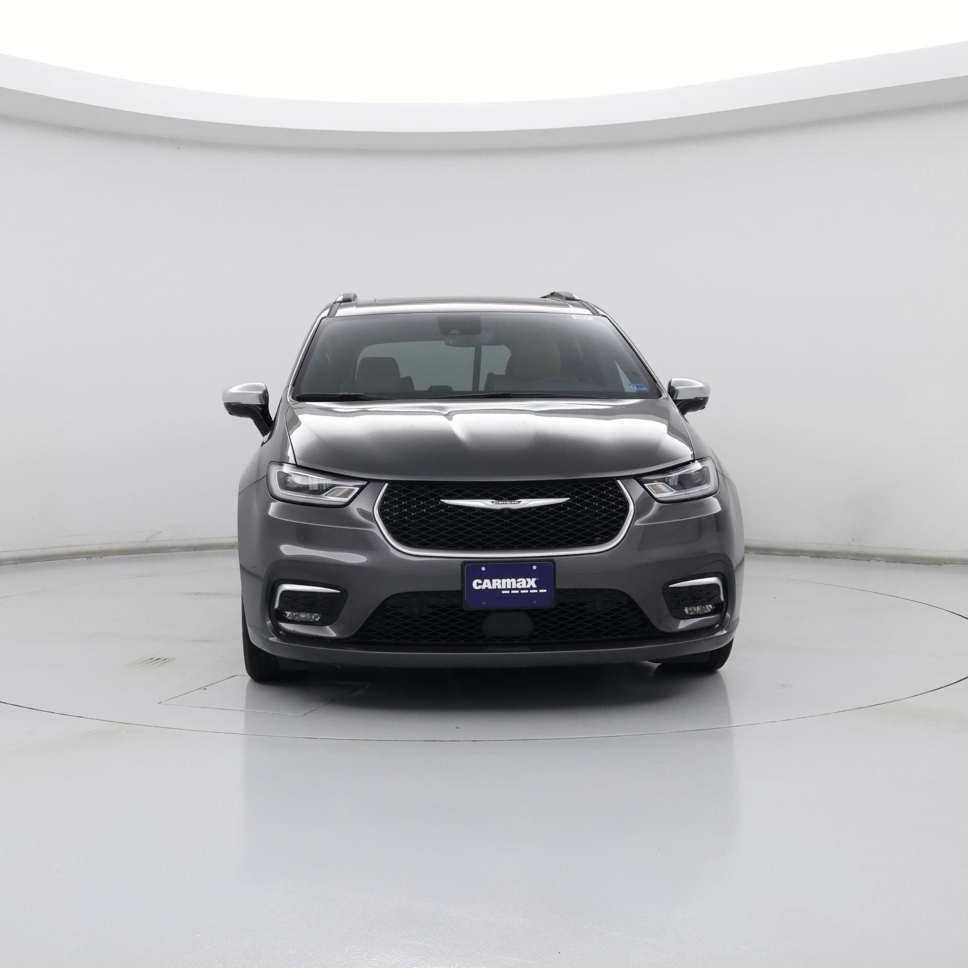 Thumbnail: 2023 Chrysler Pacifica - 5