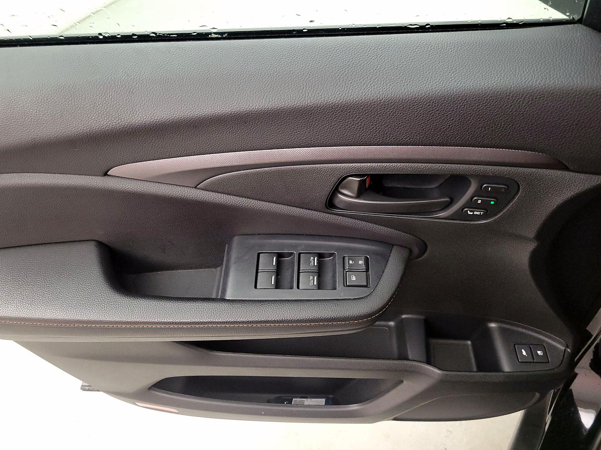 Thumbnail: 2022 Honda Pilot - 12