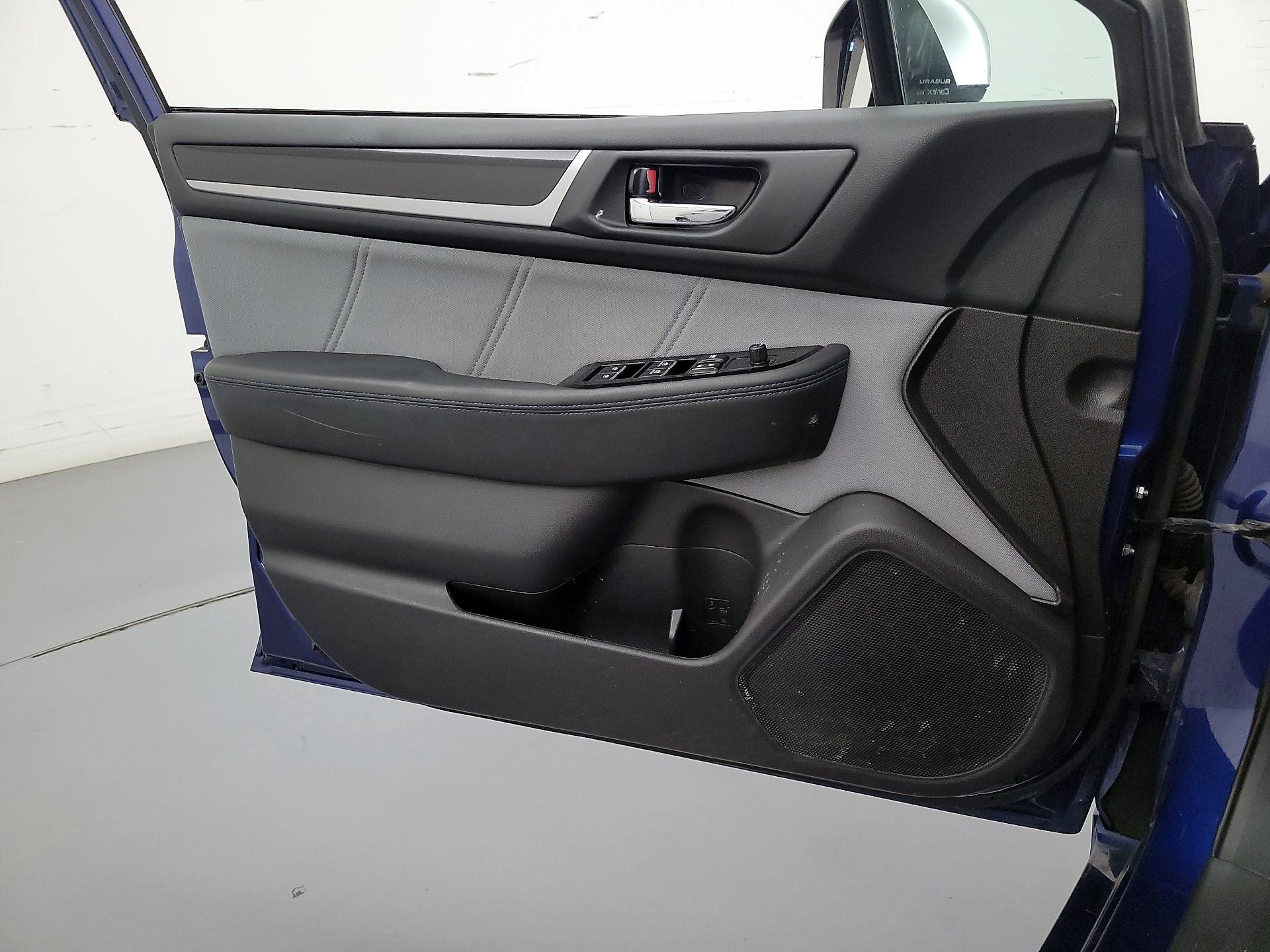 Thumbnail: 2017 Subaru Legacy - 12