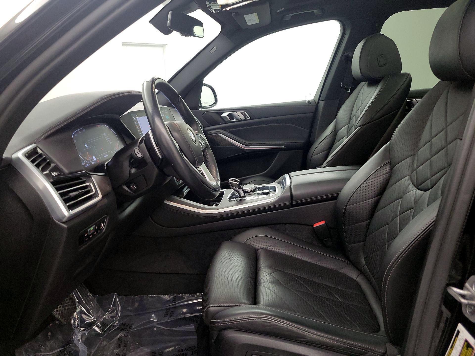 Thumbnail: 2023 BMW X5 - 11