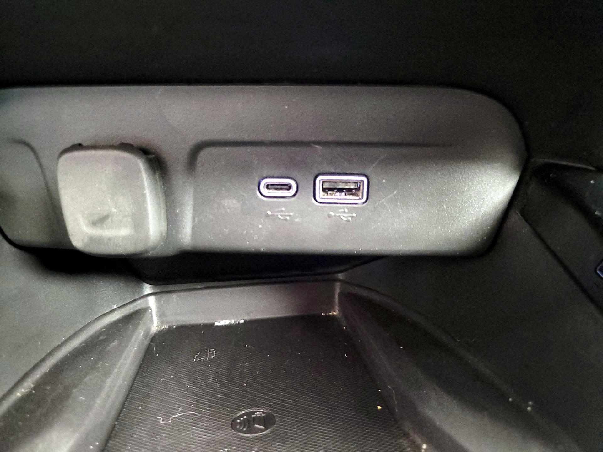 Thumbnail: 2024 Chevrolet Trax - 16