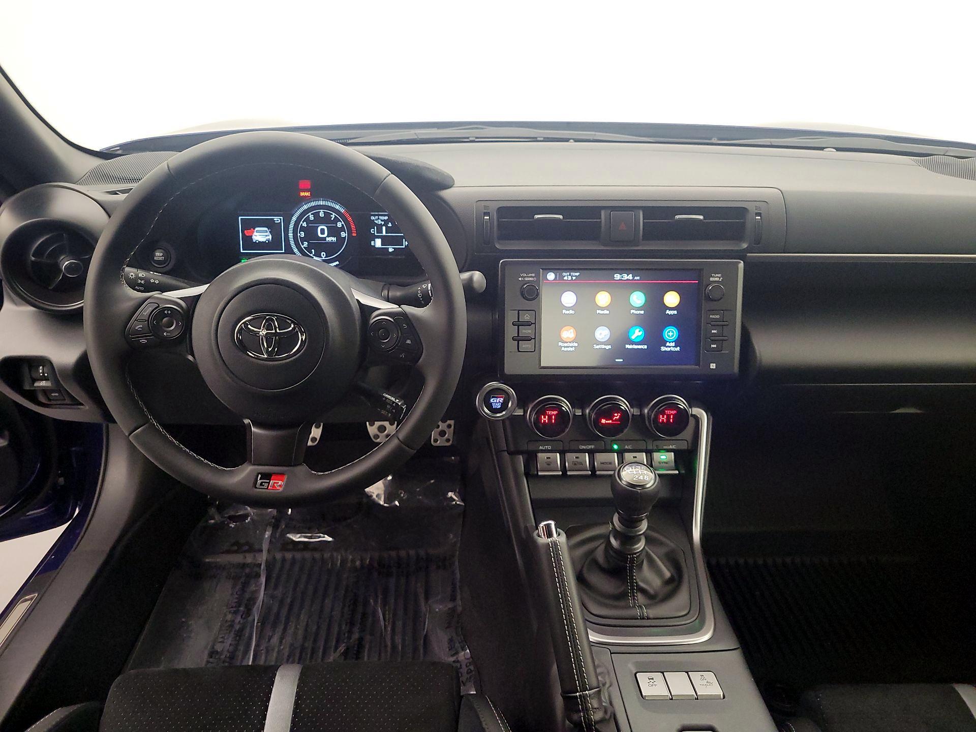 Thumbnail: 2025 Toyota GR86 - 9