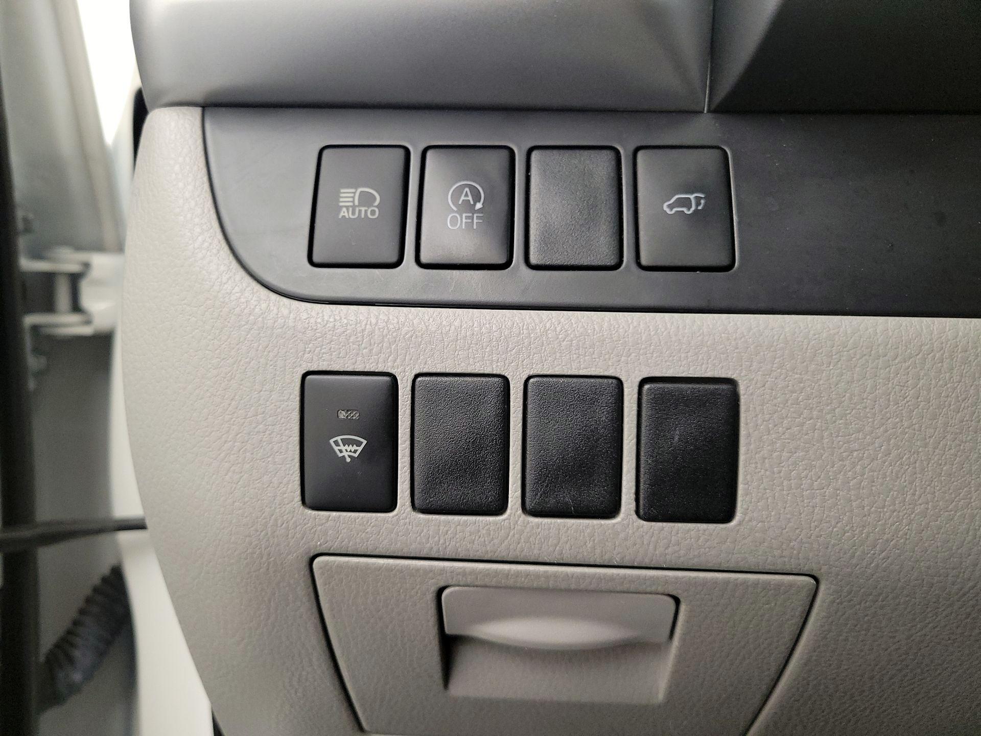 Thumbnail: 2018 Toyota Highlander - 13