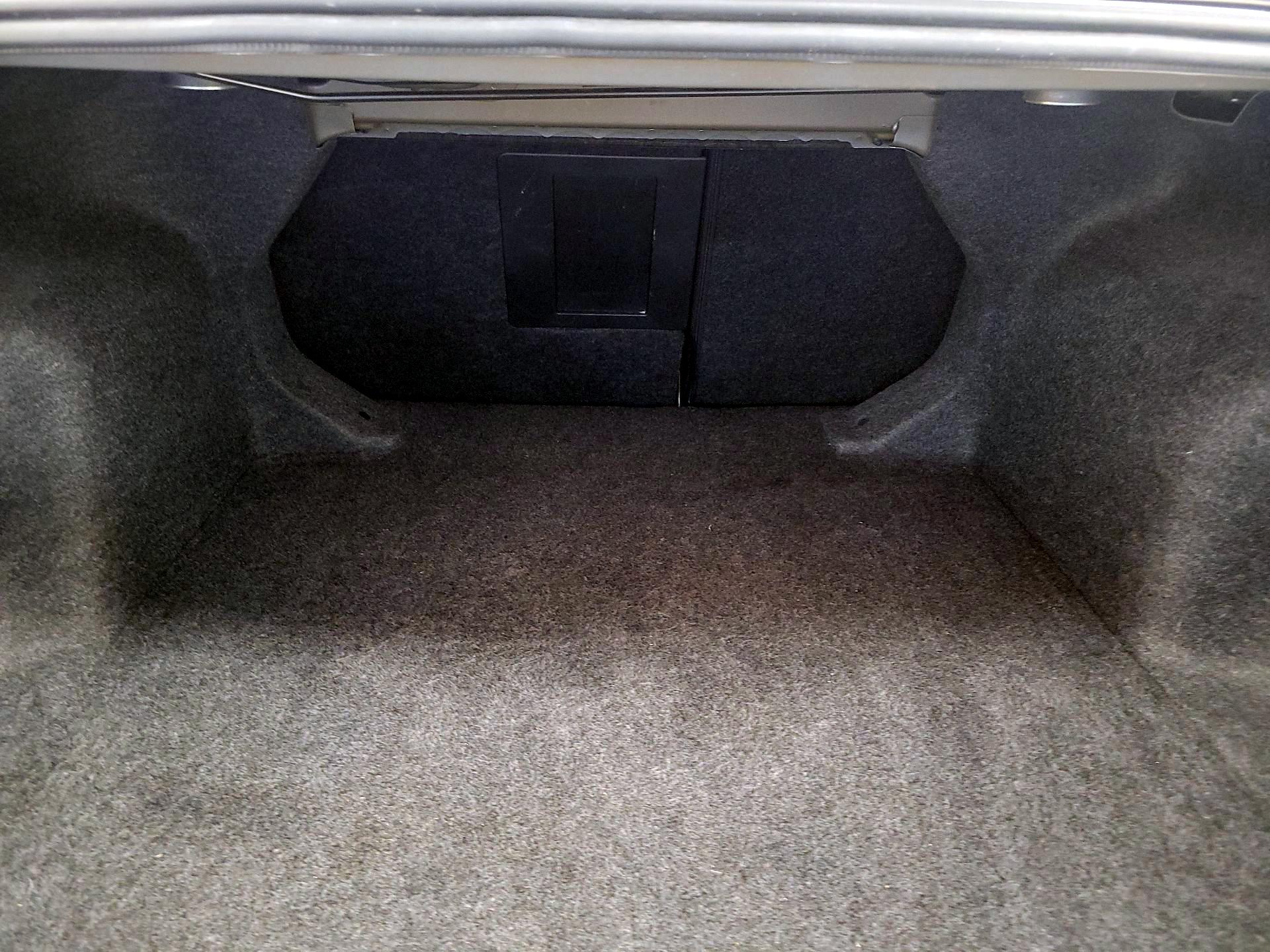 Thumbnail: 2015 Chrysler 200 - 19