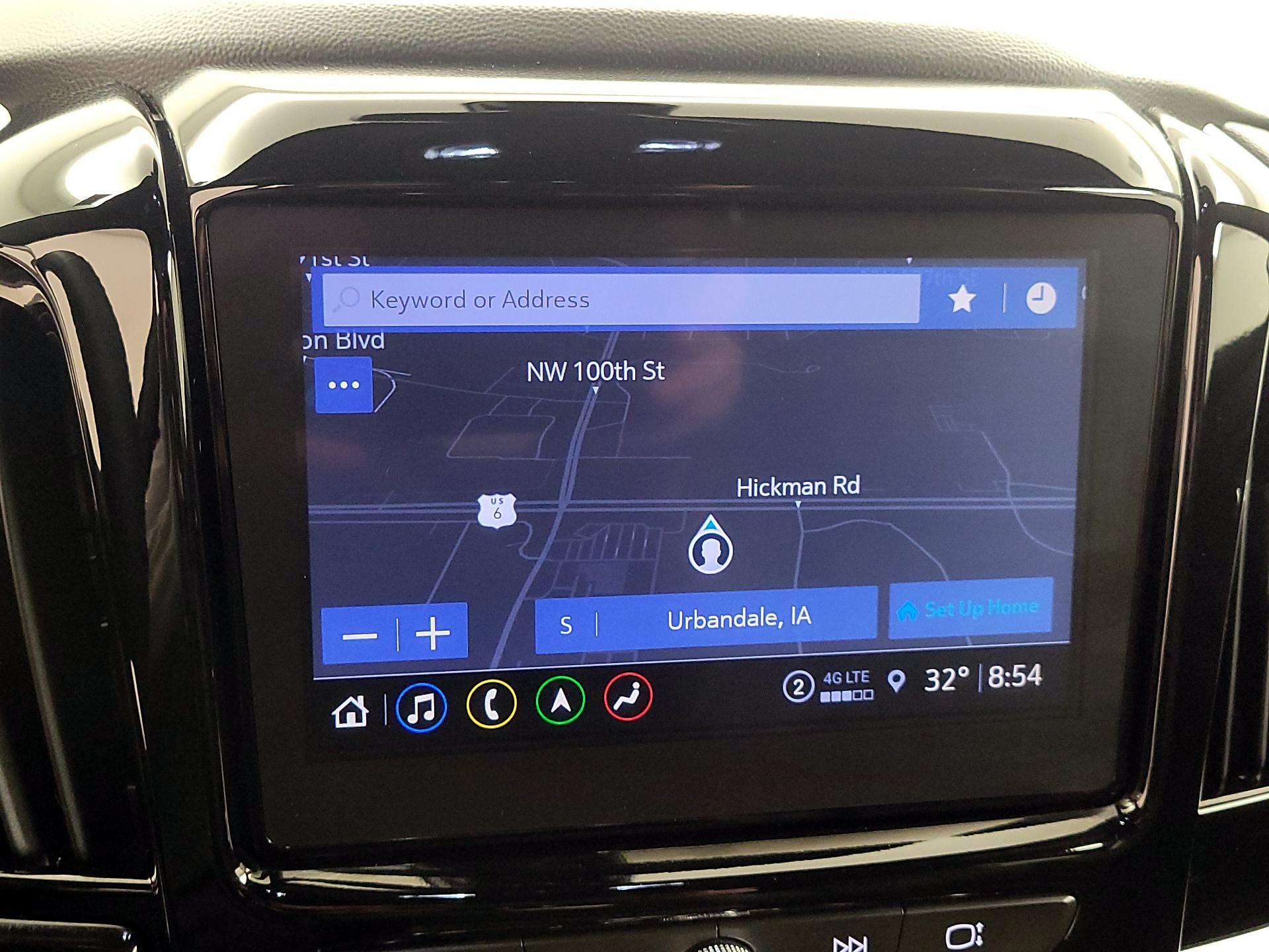 Thumbnail: 2023 Chevrolet Traverse - 14