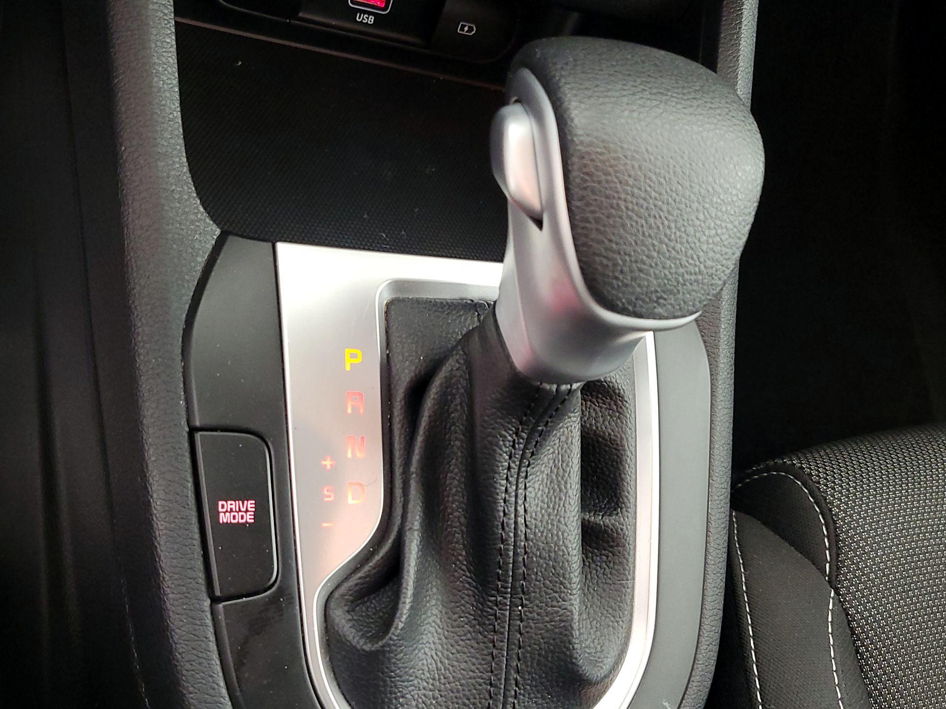 Thumbnail: 2024 Kia Forte - 17