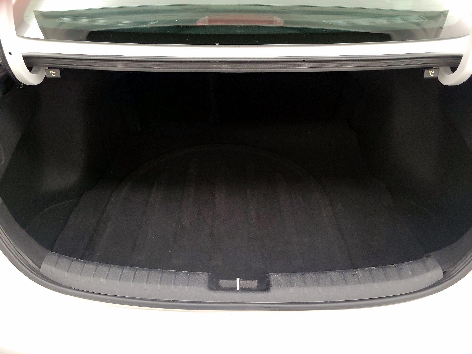 Thumbnail: 2024 Kia Forte - 20