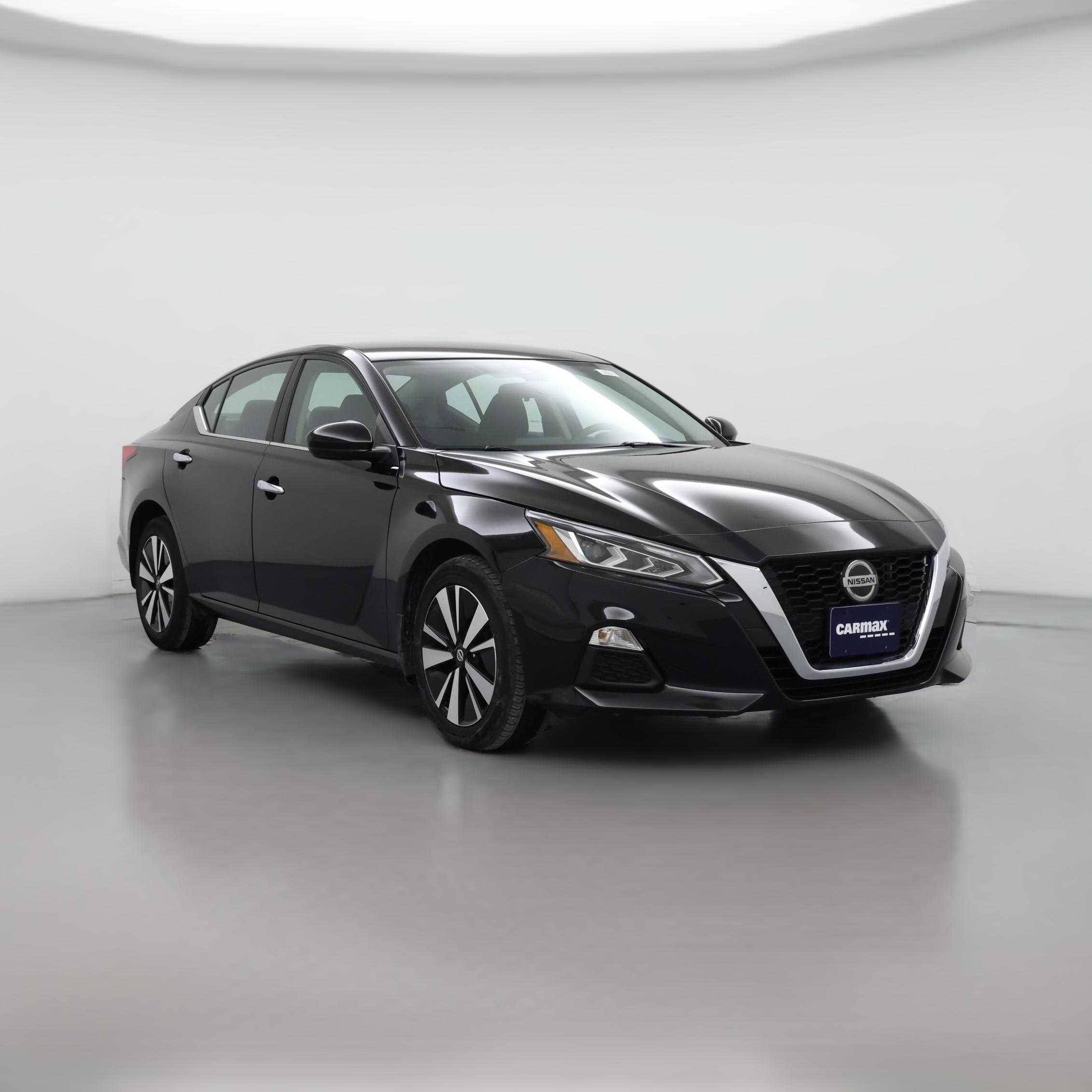 Thumbnail: 2022 Nissan Altima - 1