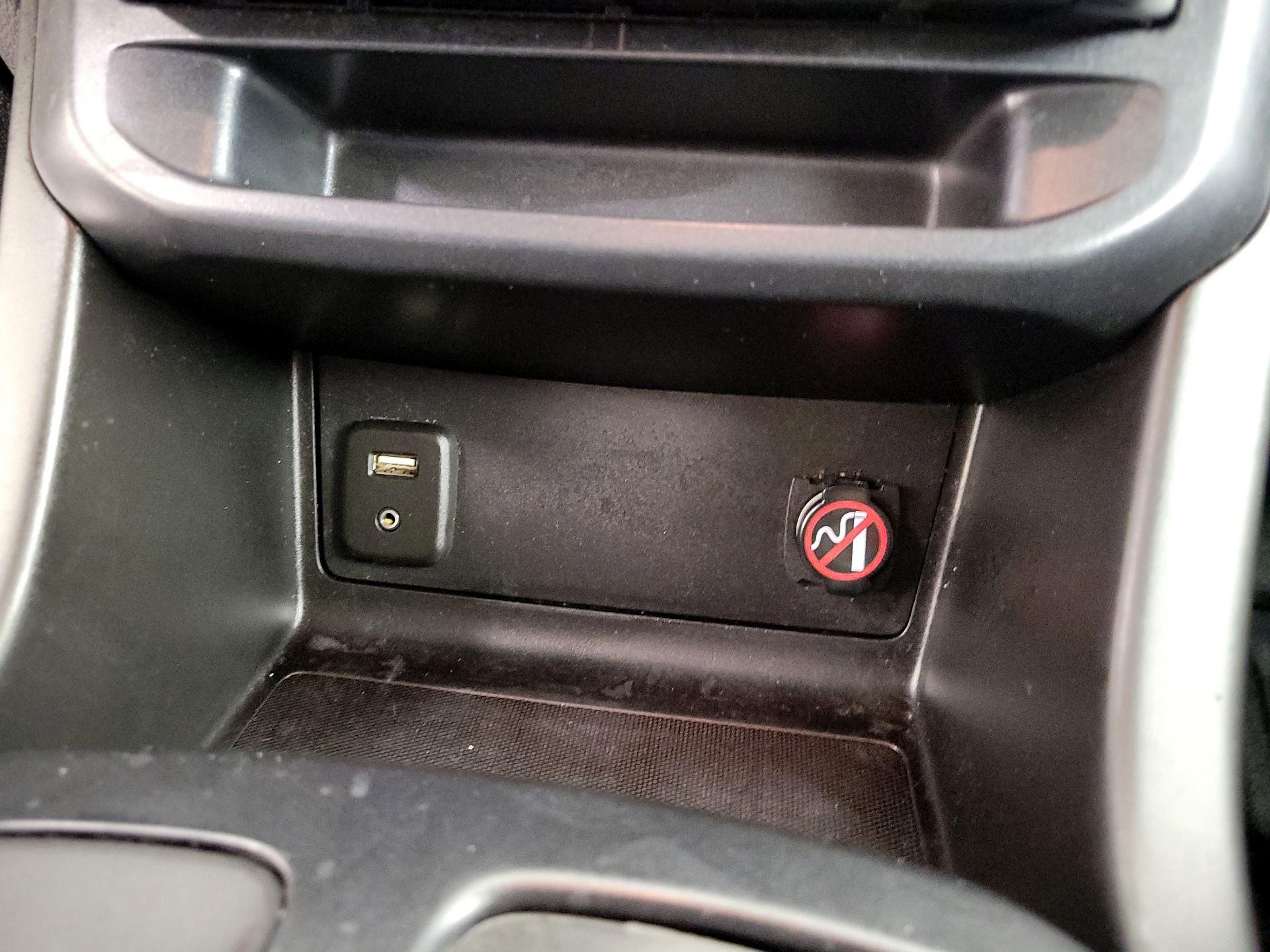 Thumbnail: 2018 Chevrolet Colorado - 18