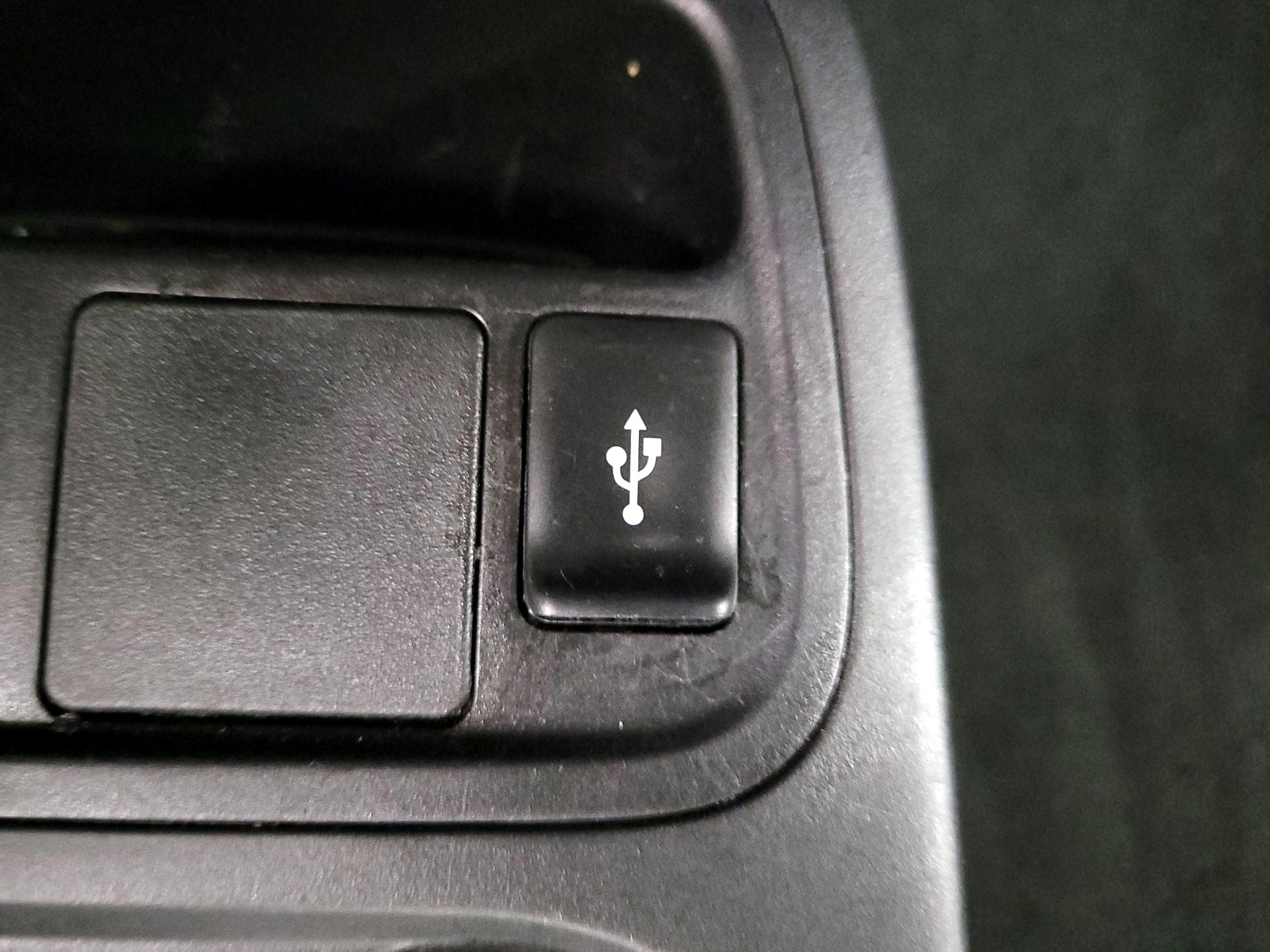 Thumbnail: 2018 Mitsubishi Mirage G4 - 18