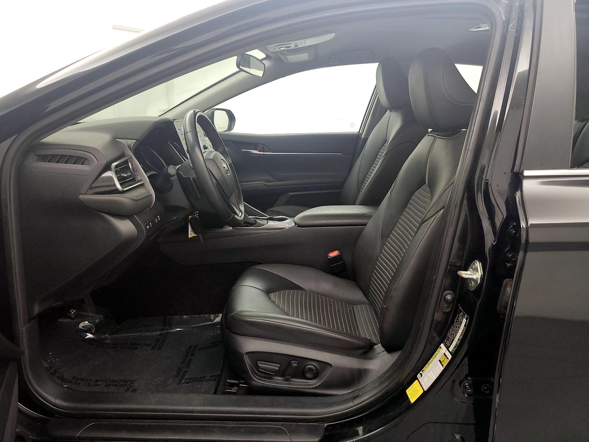 Thumbnail: 2023 Toyota Camry - 11