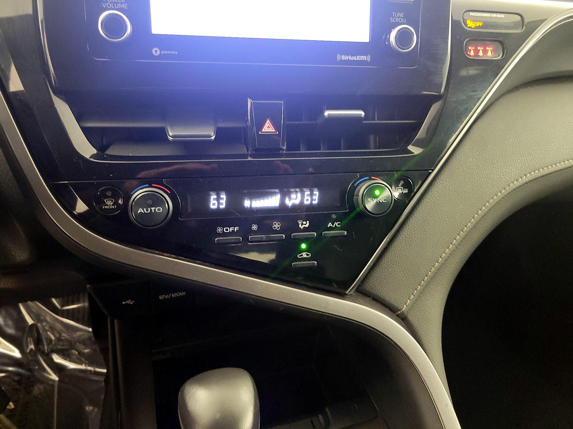 Thumbnail: 2023 Toyota Camry - 16