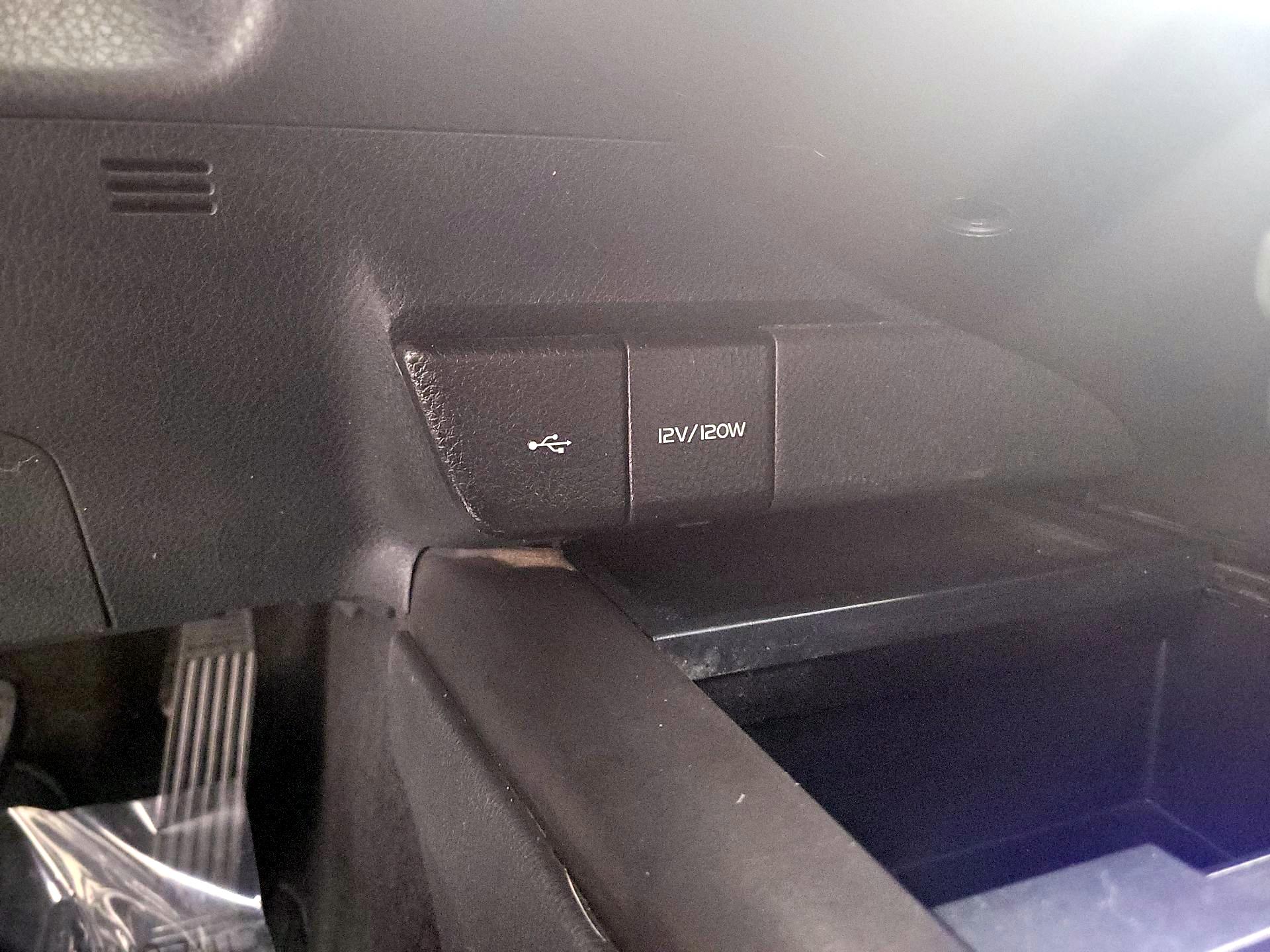 Thumbnail: 2023 Toyota Camry - 18