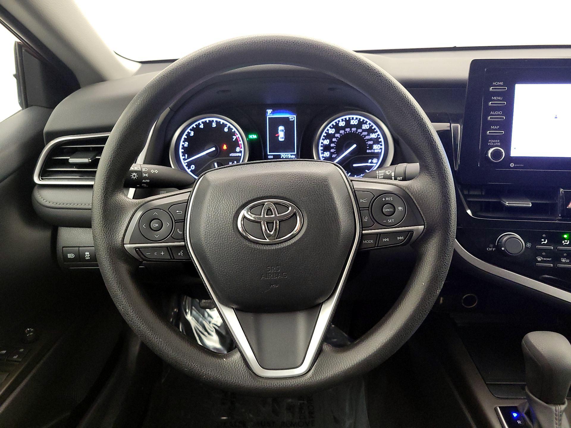 Thumbnail: 2021 Toyota Camry - 10